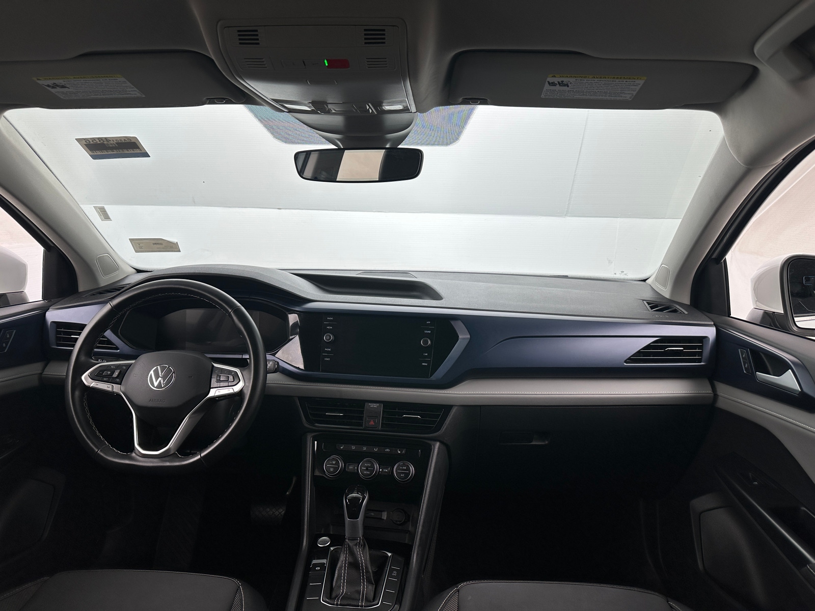 Thumbnail: 2024 Volkswagen Taos - 2