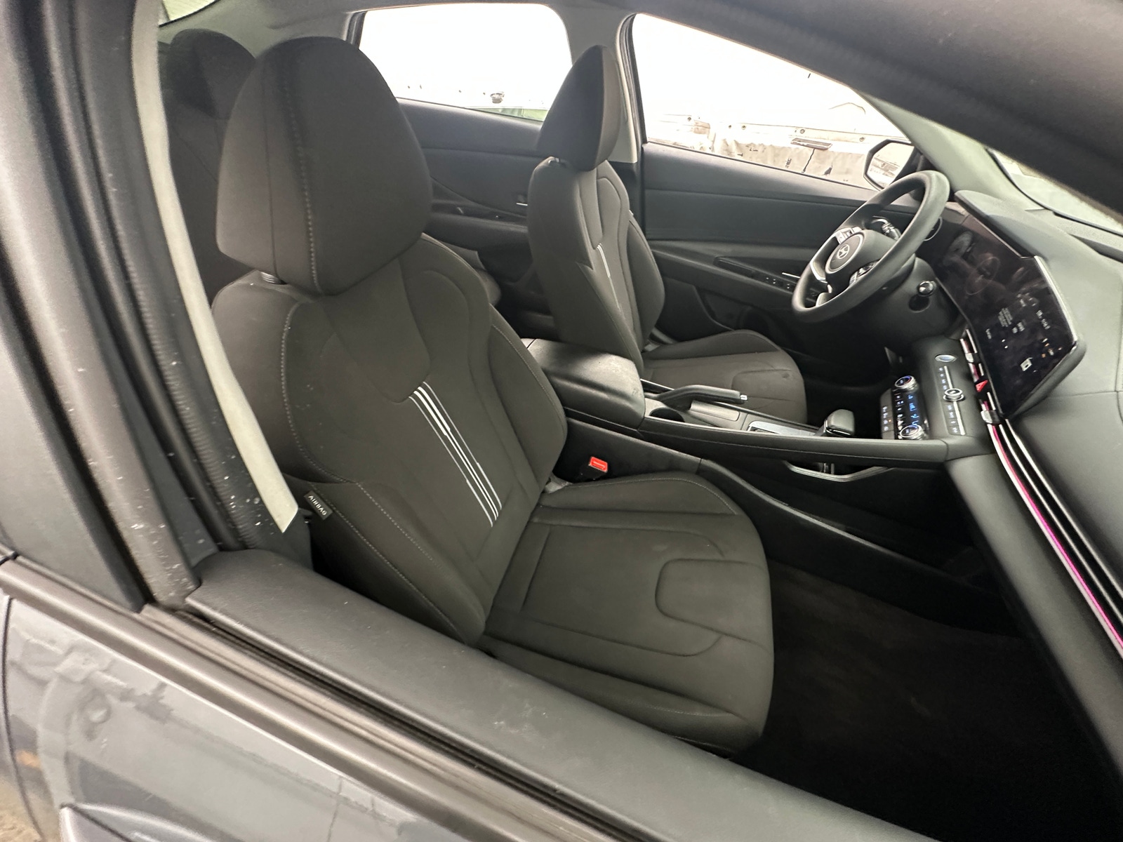 Thumbnail: 2024 Hyundai Elantra - 2