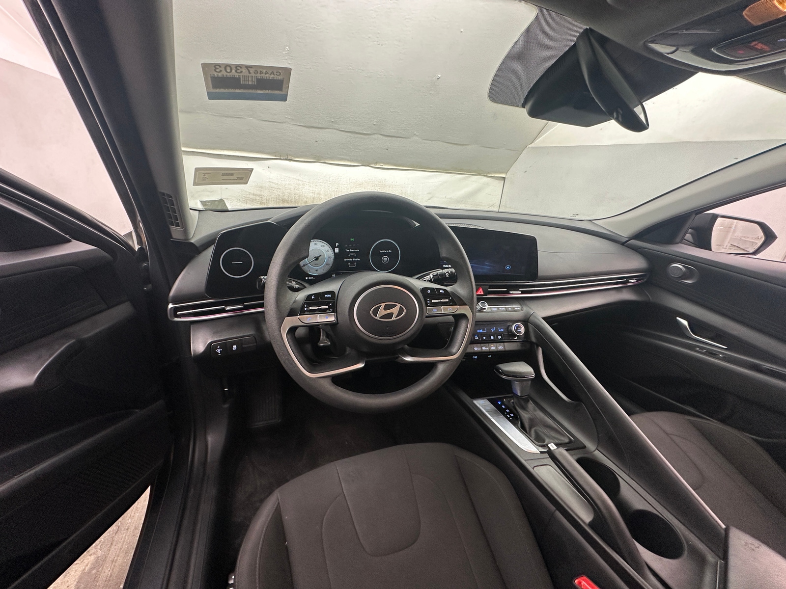 Thumbnail: 2024 Hyundai Elantra - 3