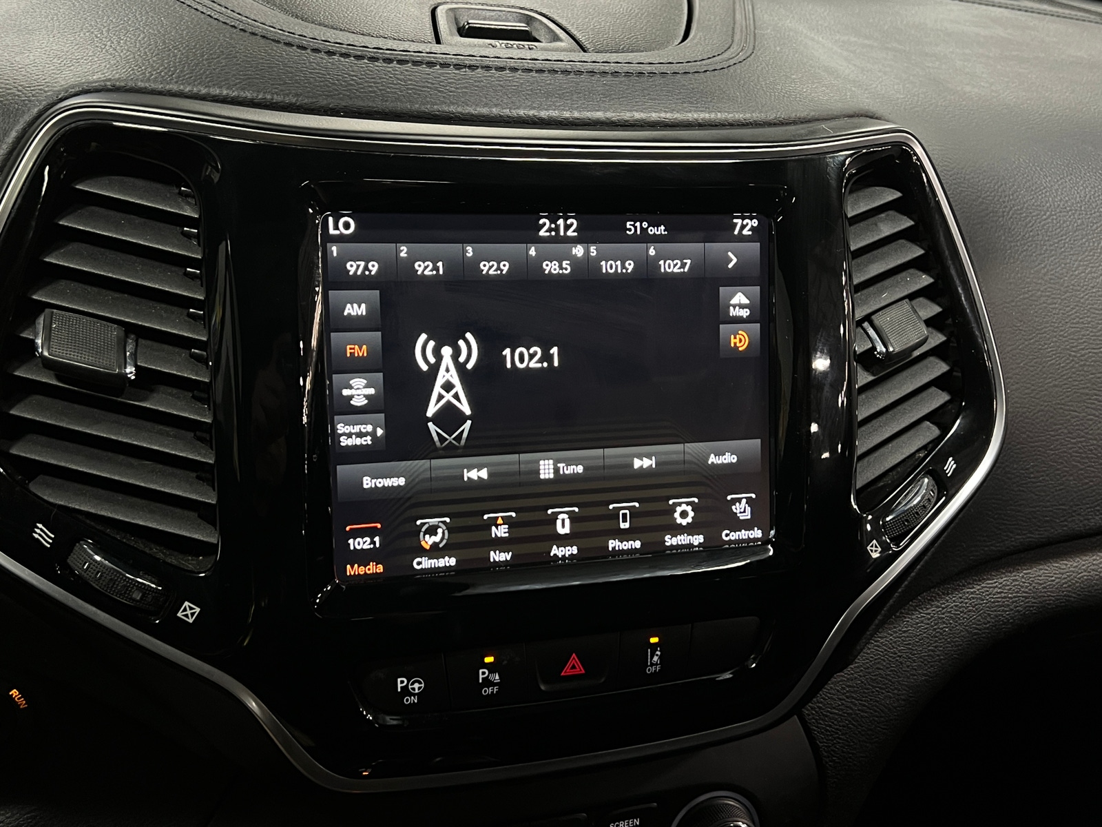 Thumbnail: 2021 Jeep Cherokee - 3