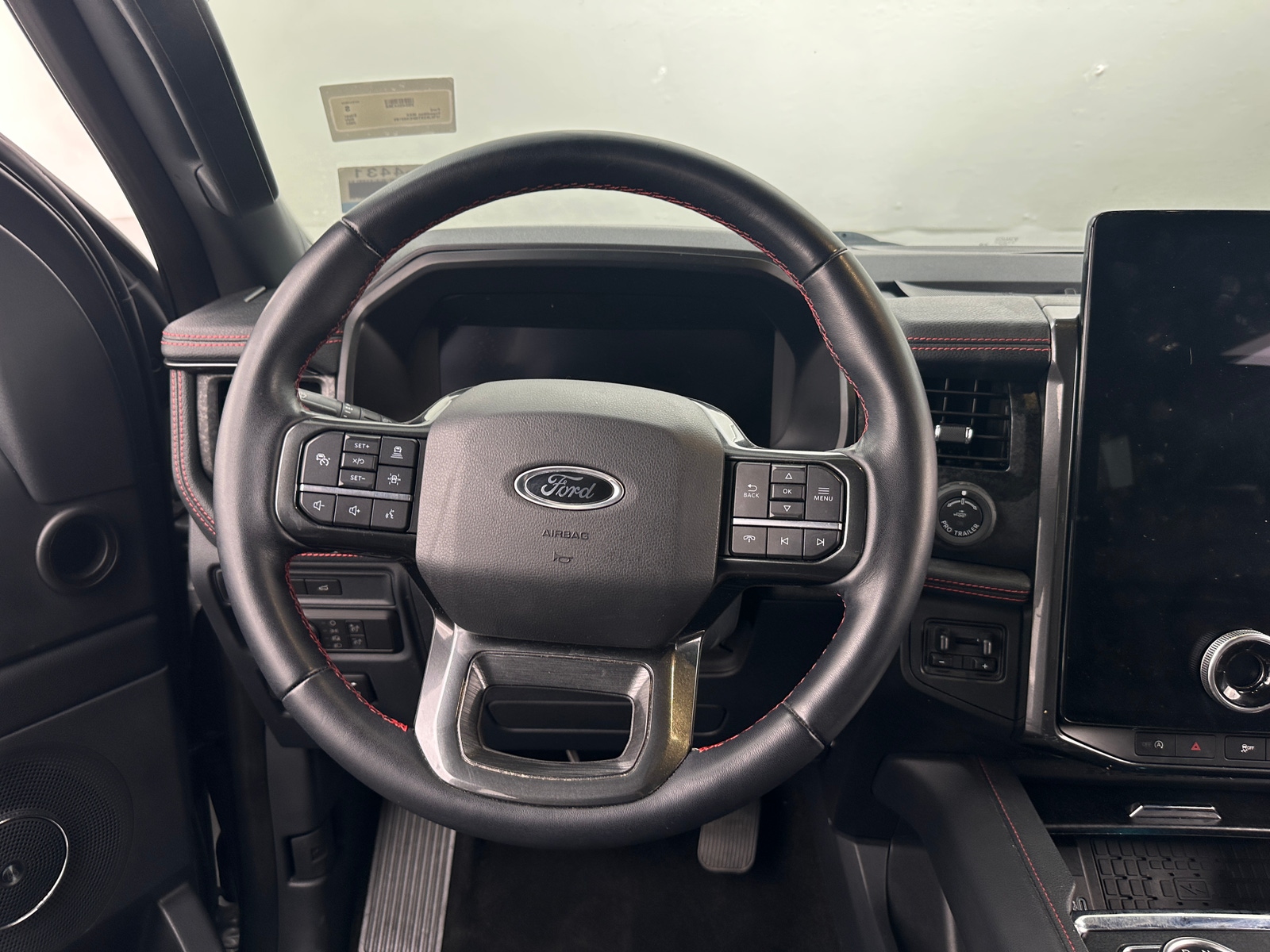 Thumbnail: 2022 Ford Expedition MAX - 4