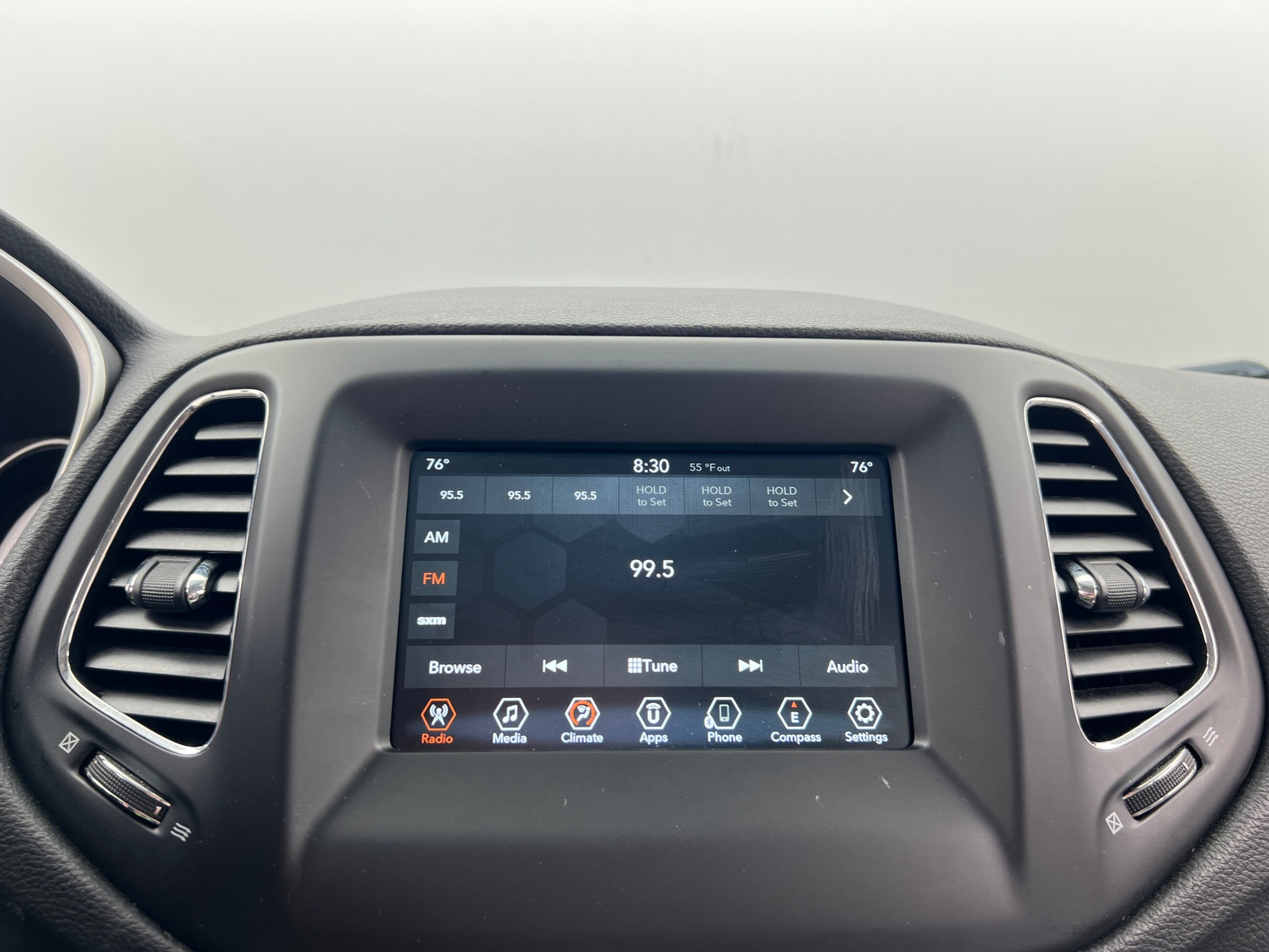 Thumbnail: 2019 Jeep Compass - 4