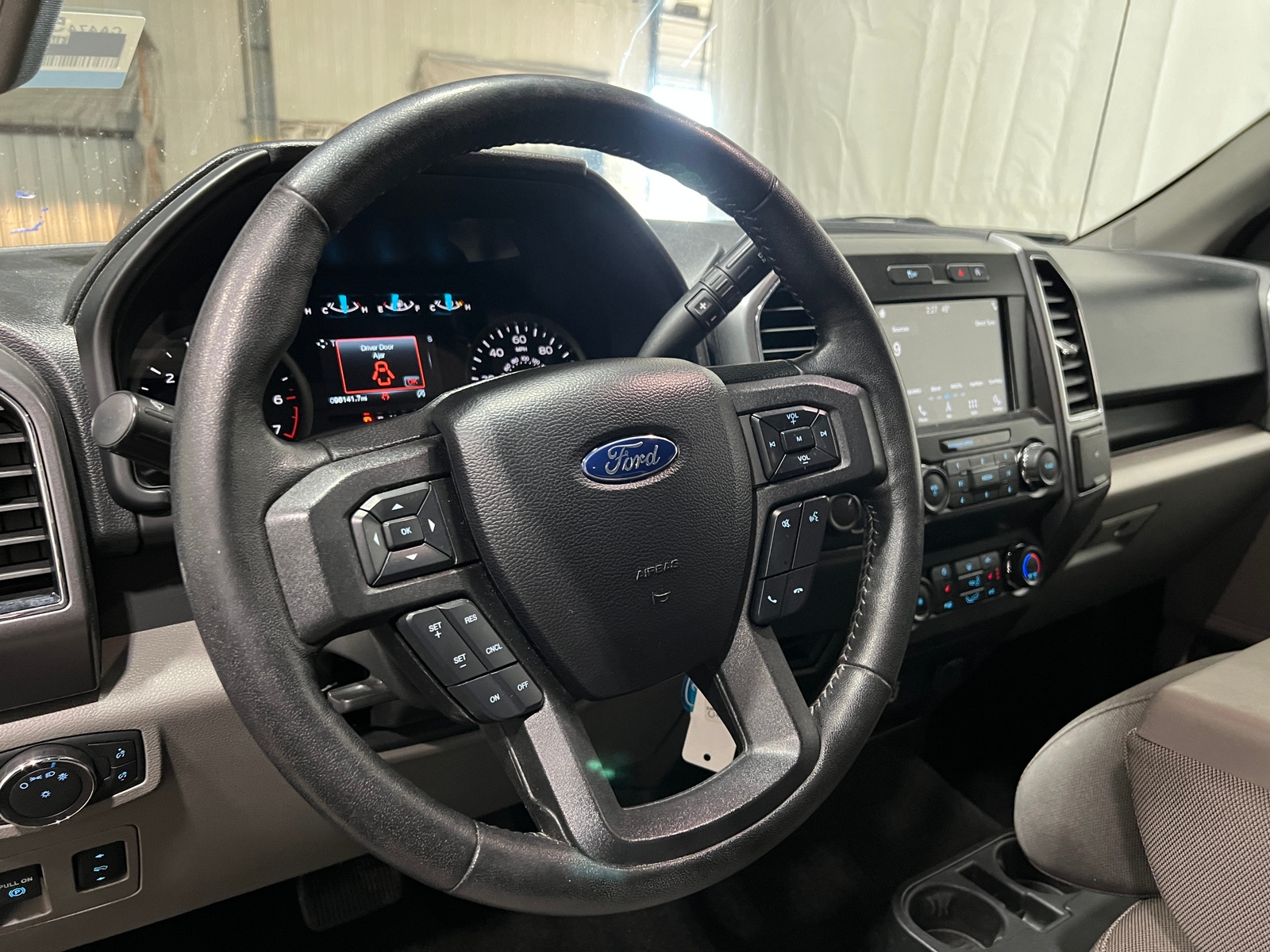 Thumbnail: 2019 Ford Econoline - 5