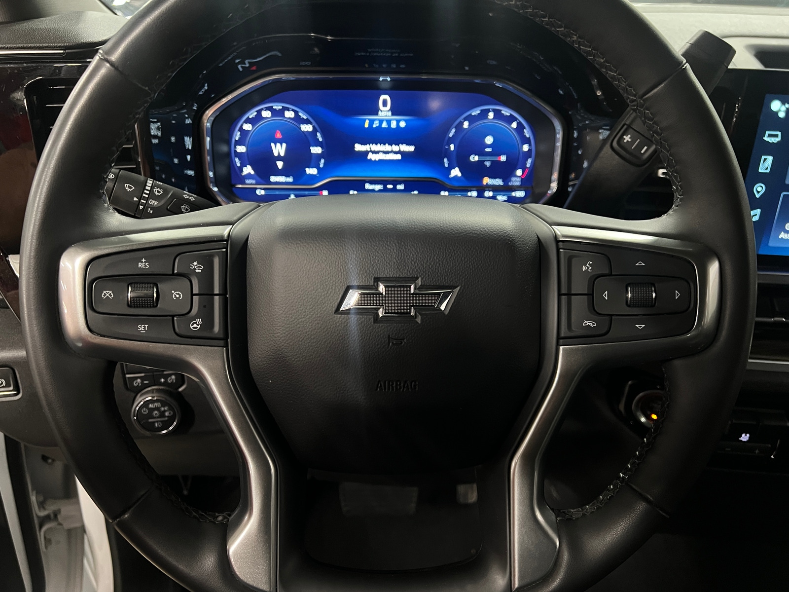 Thumbnail: 2023 Chevrolet Silverado 1500 - 5