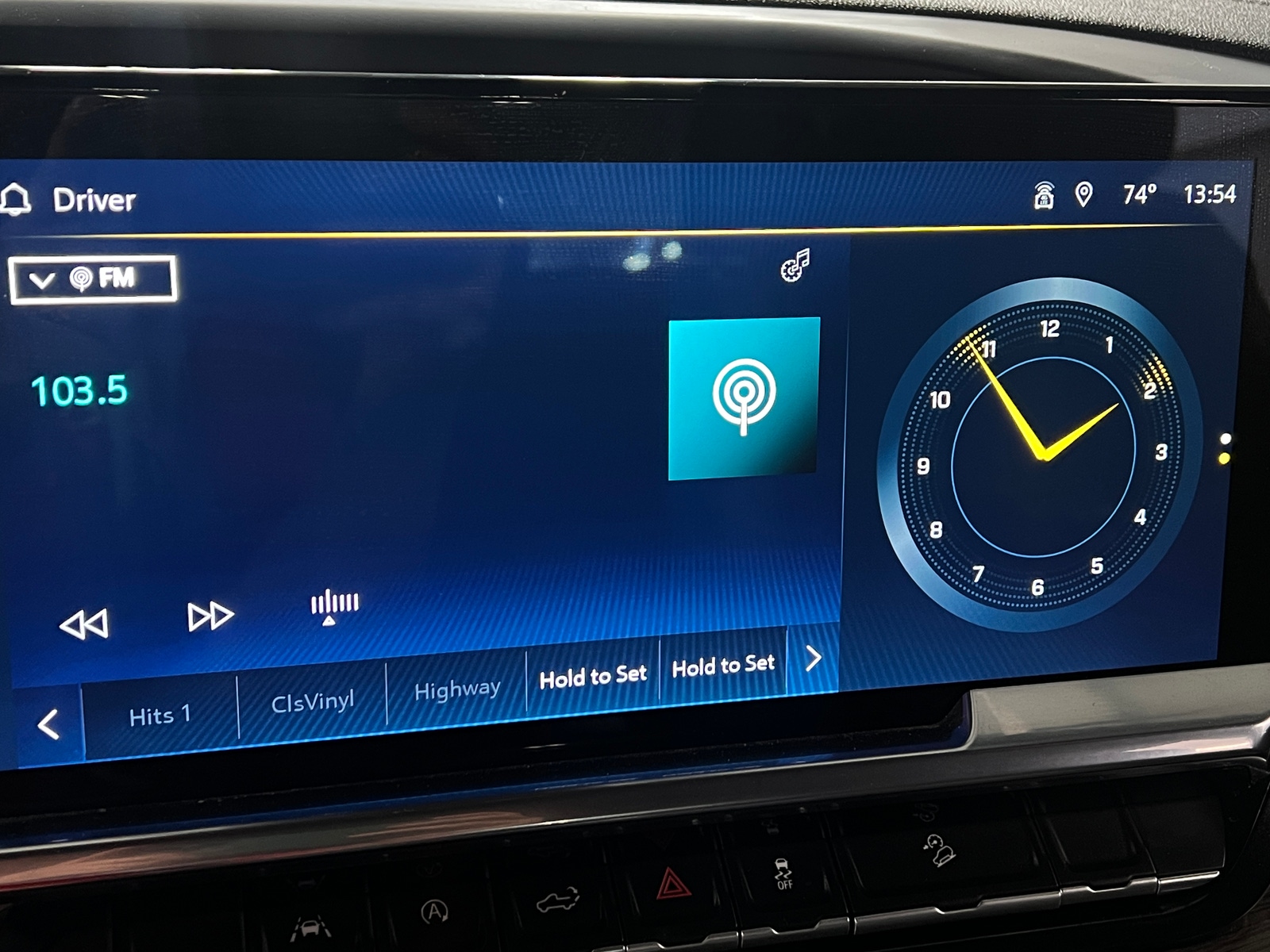 Thumbnail: 2023 Chevrolet Silverado 1500 - 4