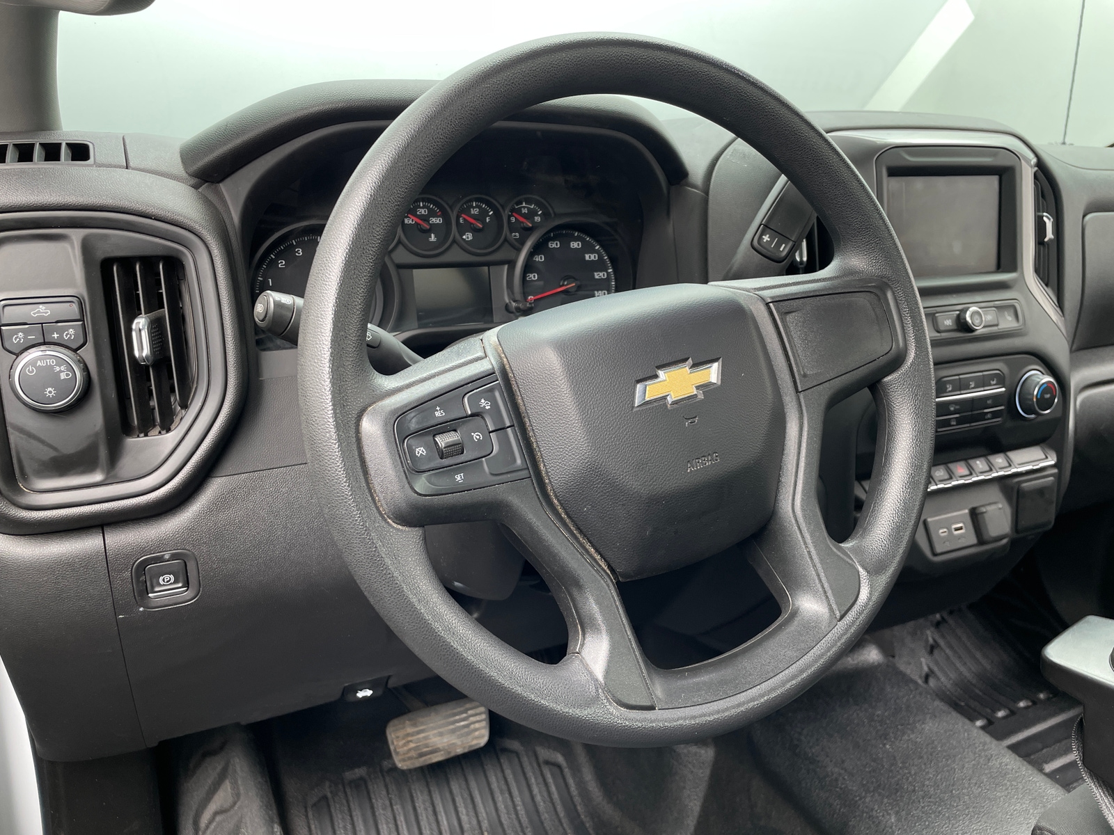 Thumbnail: 2023 Chevrolet Silverado 1500 - 5