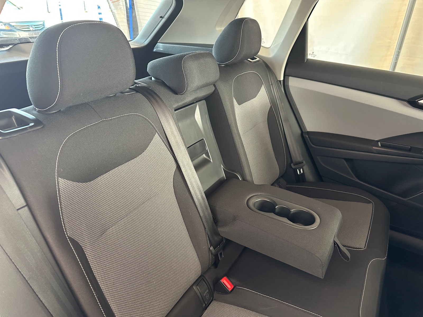 Thumbnail: 2023 Volkswagen Taos - 6