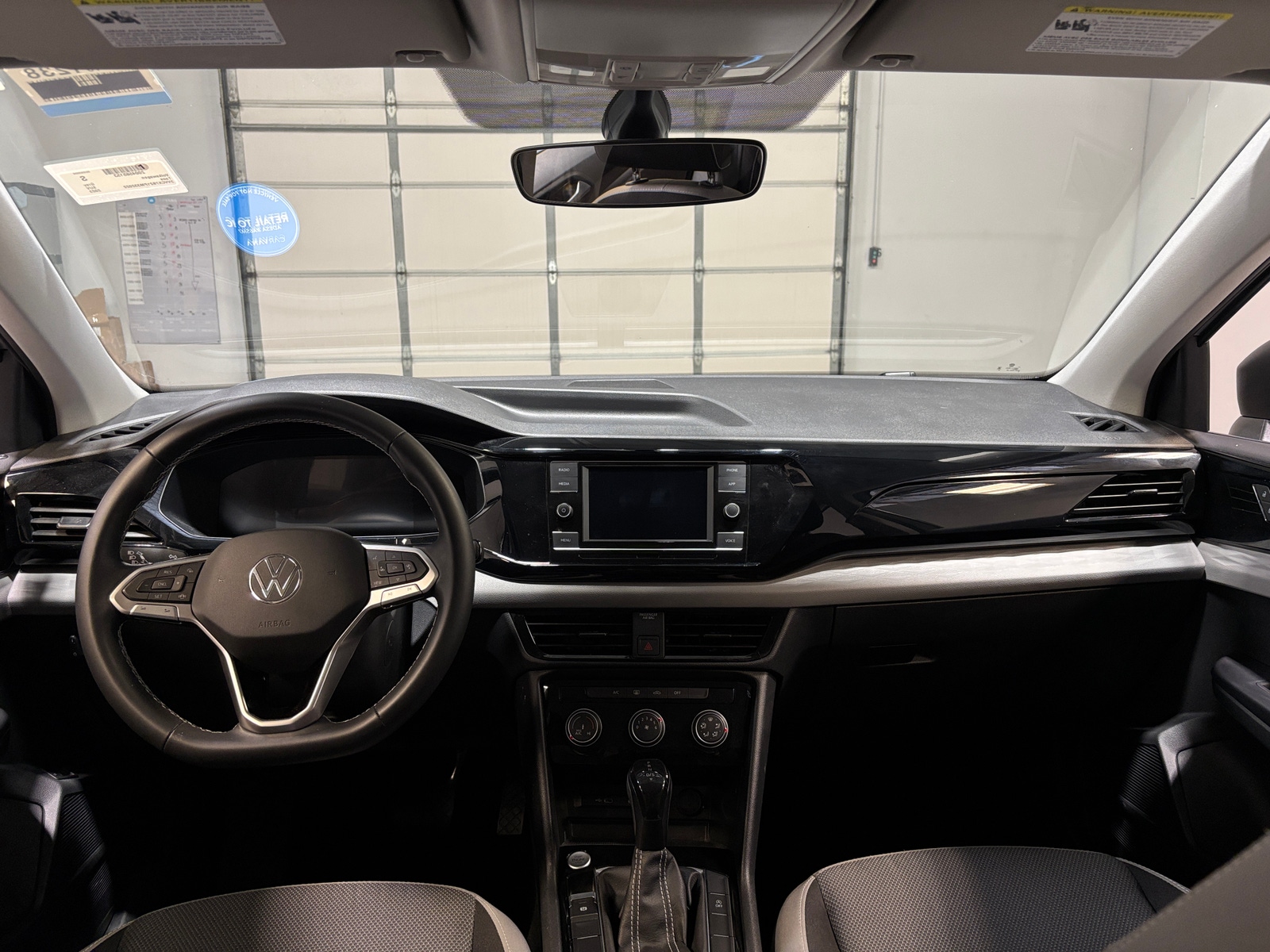 Thumbnail: 2023 Volkswagen Taos - 3