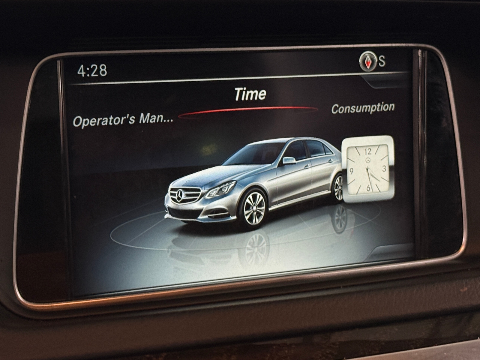 Thumbnail: 2016 Mercedes-Benz E-Class - 2