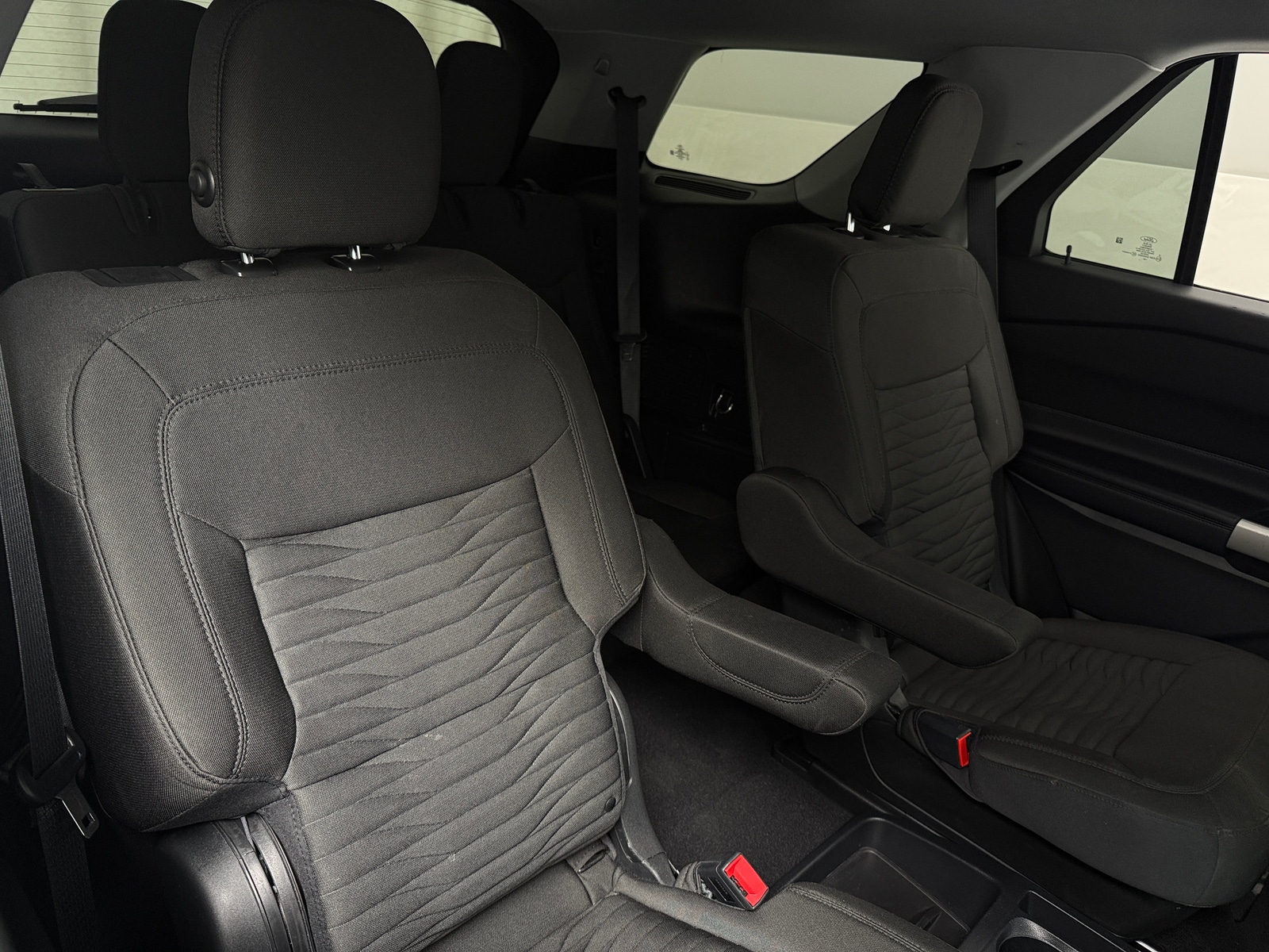 Thumbnail: 2020 Ford Explorer - 6