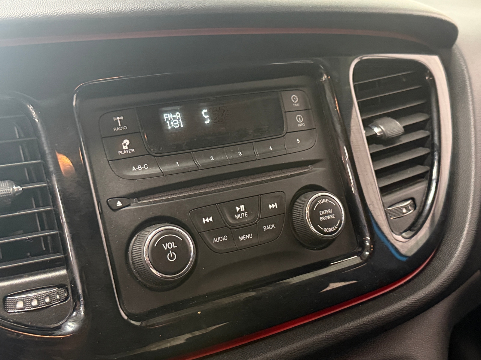 Thumbnail: 2016 Dodge Dart - 4