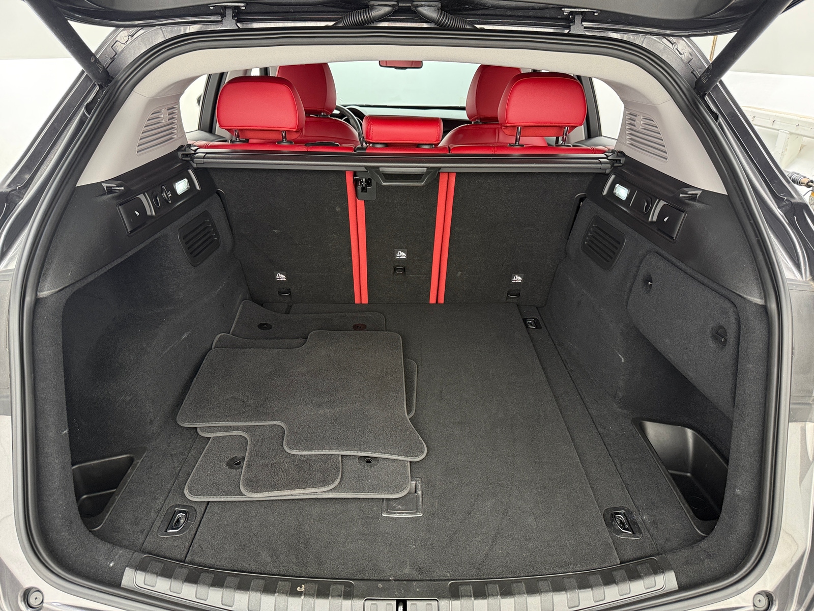 Thumbnail: 2020 Alfa Romeo Stelvio - 6