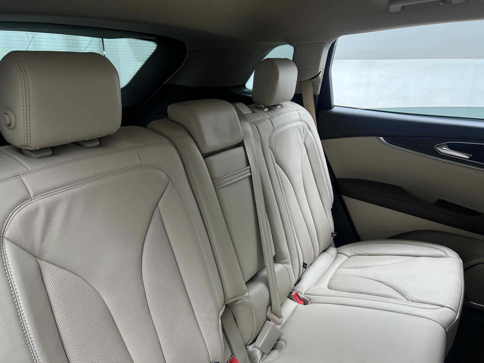 Thumbnail: 2019 Lincoln Nautilus - 5