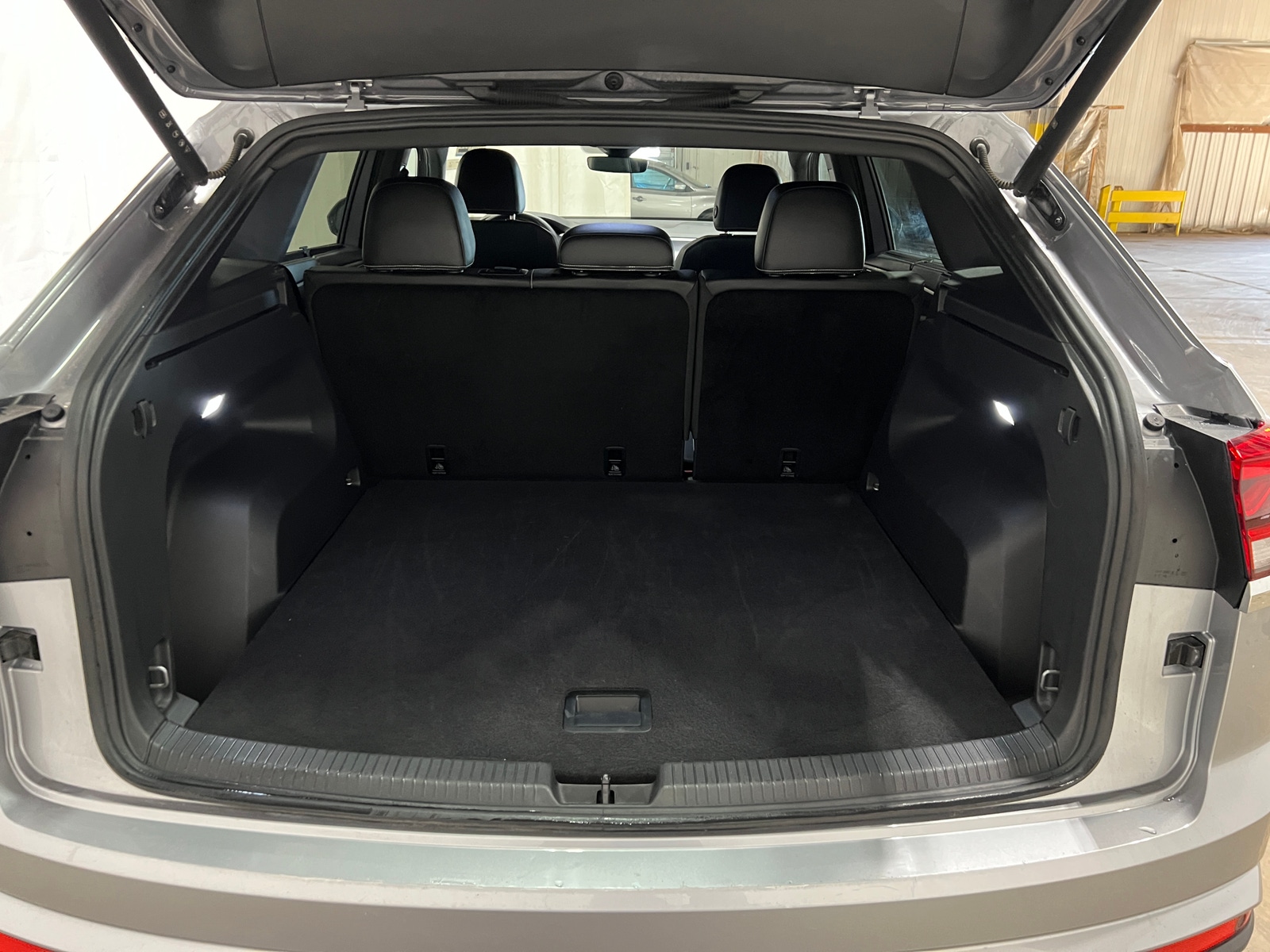 Thumbnail: 2025 Volkswagen Atlas - 6