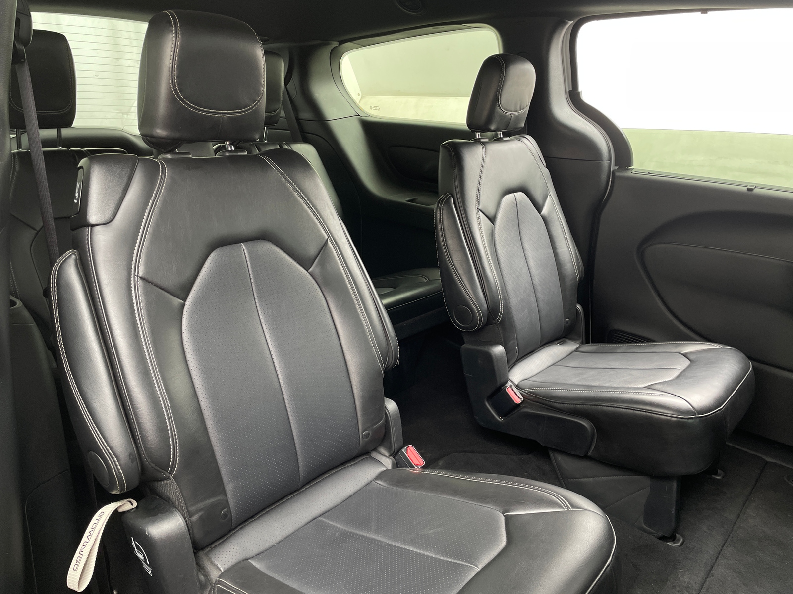 Thumbnail: 2025 Chrysler Pacifica - 5