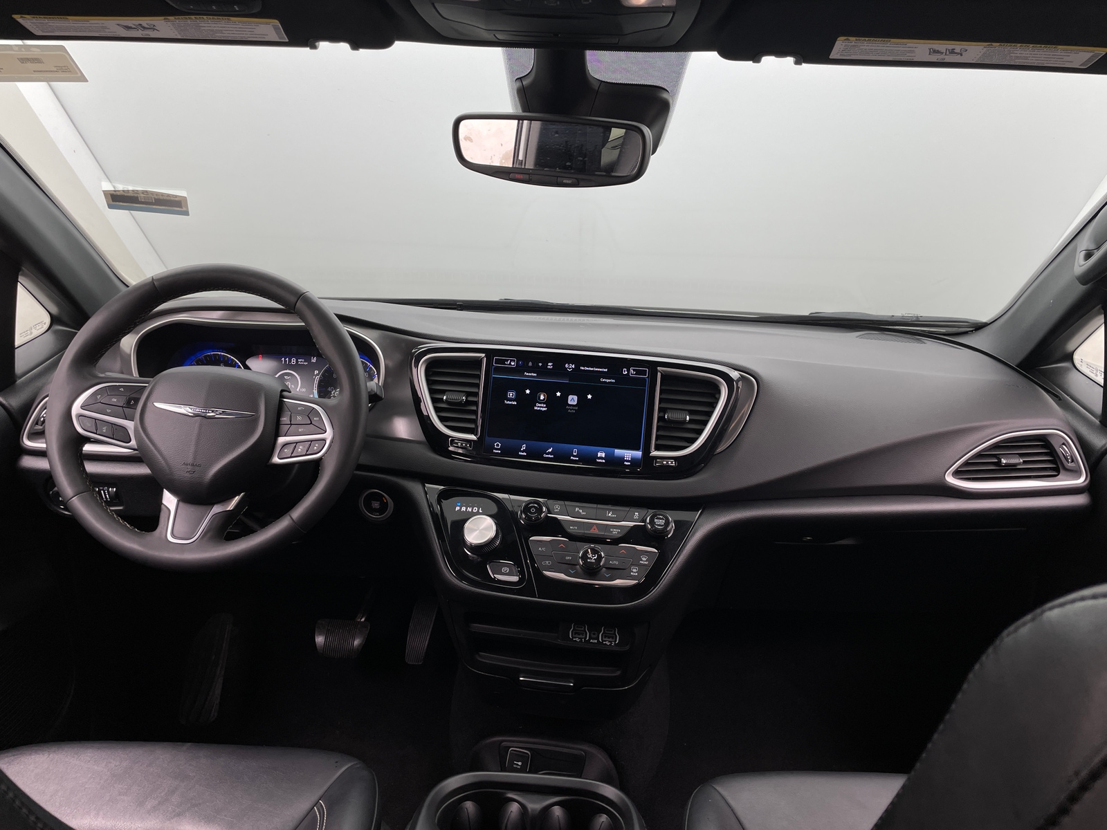 Thumbnail: 2025 Chrysler Pacifica - 2