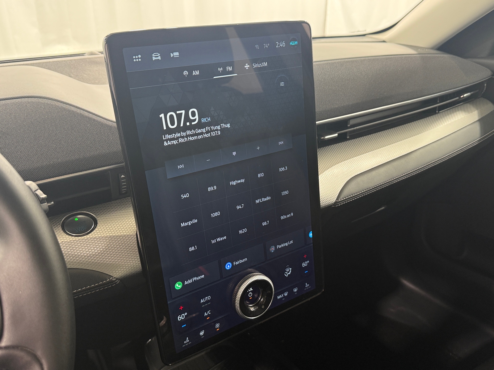 Thumbnail: 2022 Ford Mustang Mach-E - 4