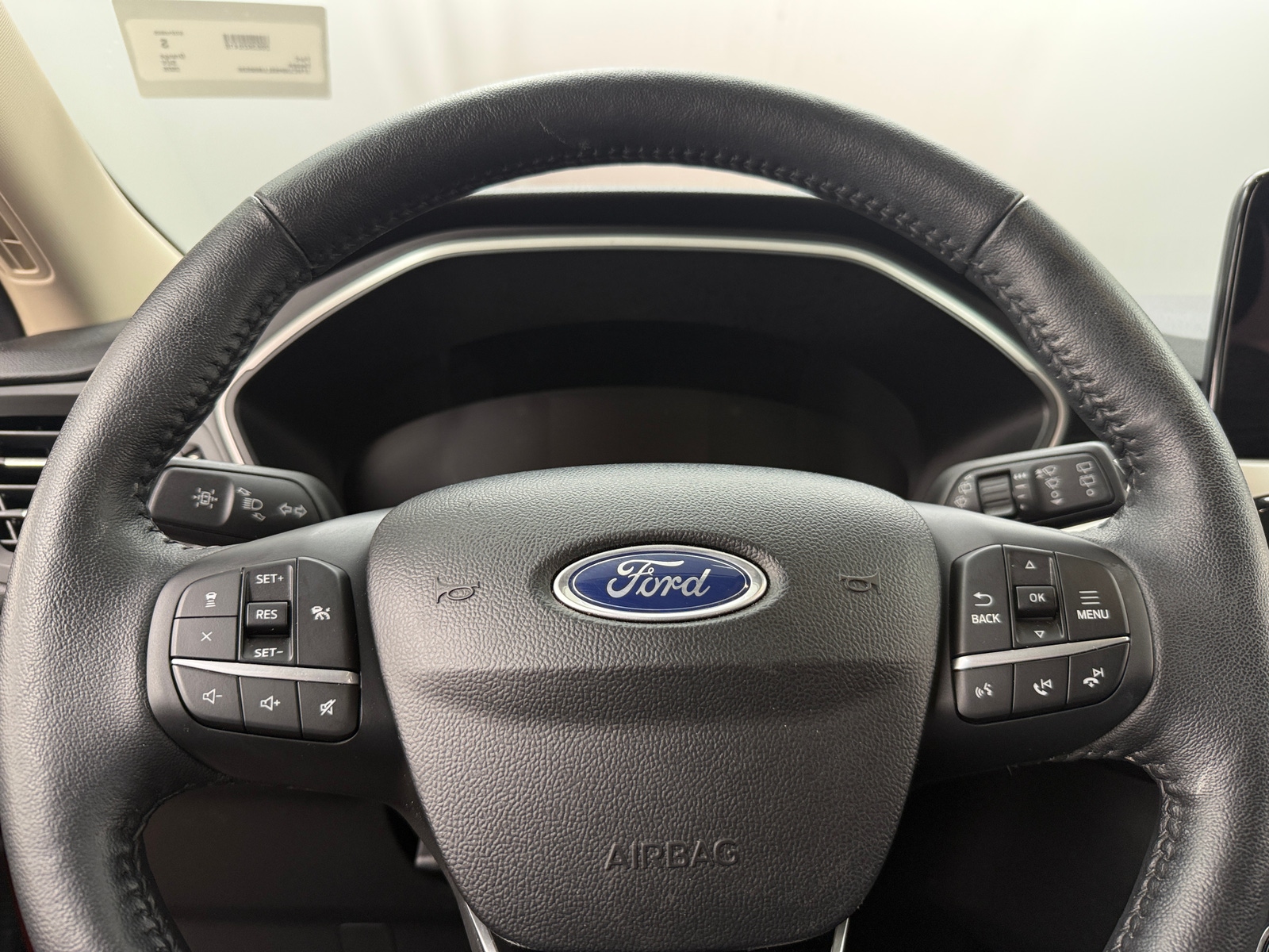 Thumbnail: 2020 Ford Escape - 4