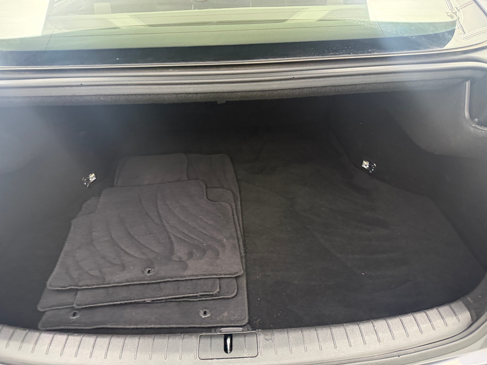 Thumbnail: 2015 Hyundai Genesis - 6