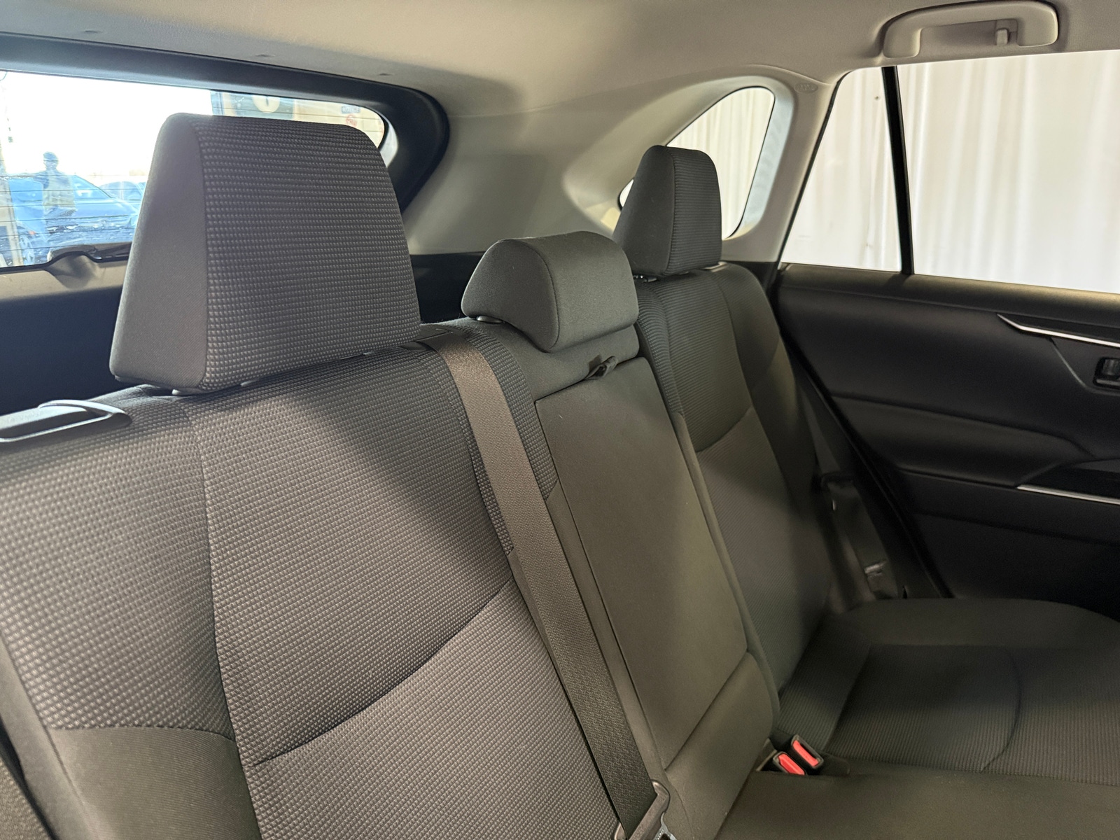 Thumbnail: 2019 Toyota RAV4 - 6