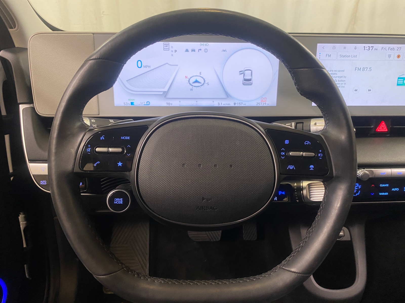 Thumbnail: 2023 Hyundai Ioniq 5 - 4