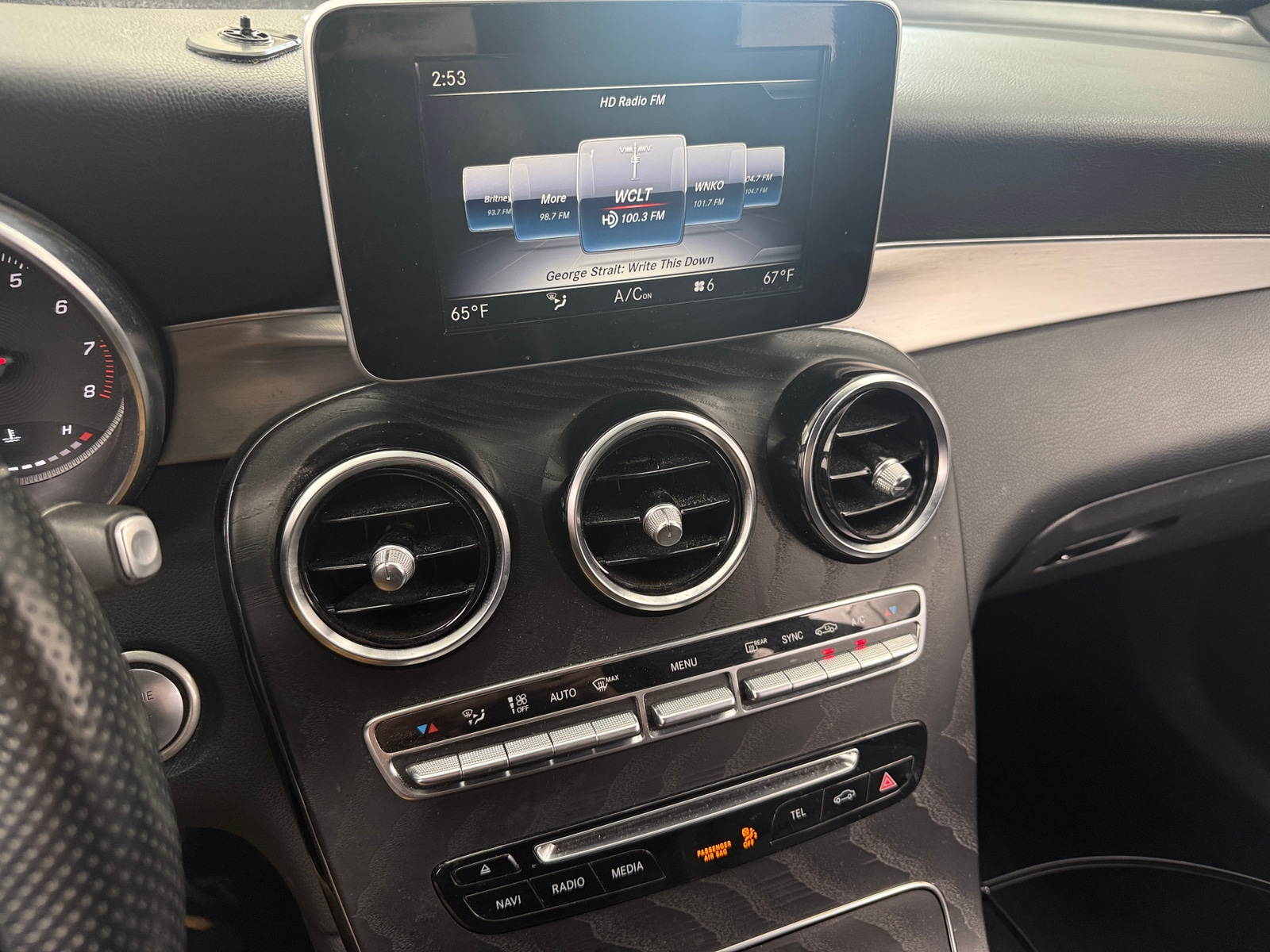 Thumbnail: 2019 Mercedes-Benz GLC - 3