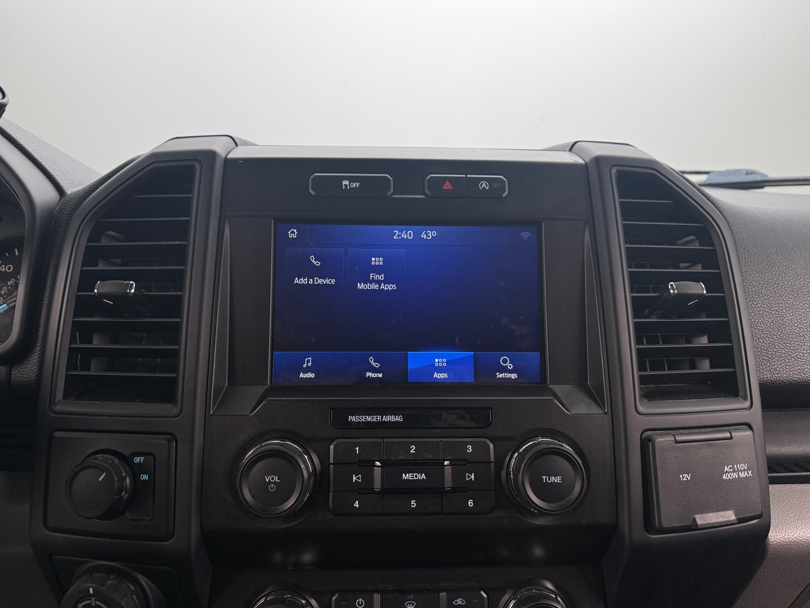 Thumbnail: 2020 Ford Econoline - 4