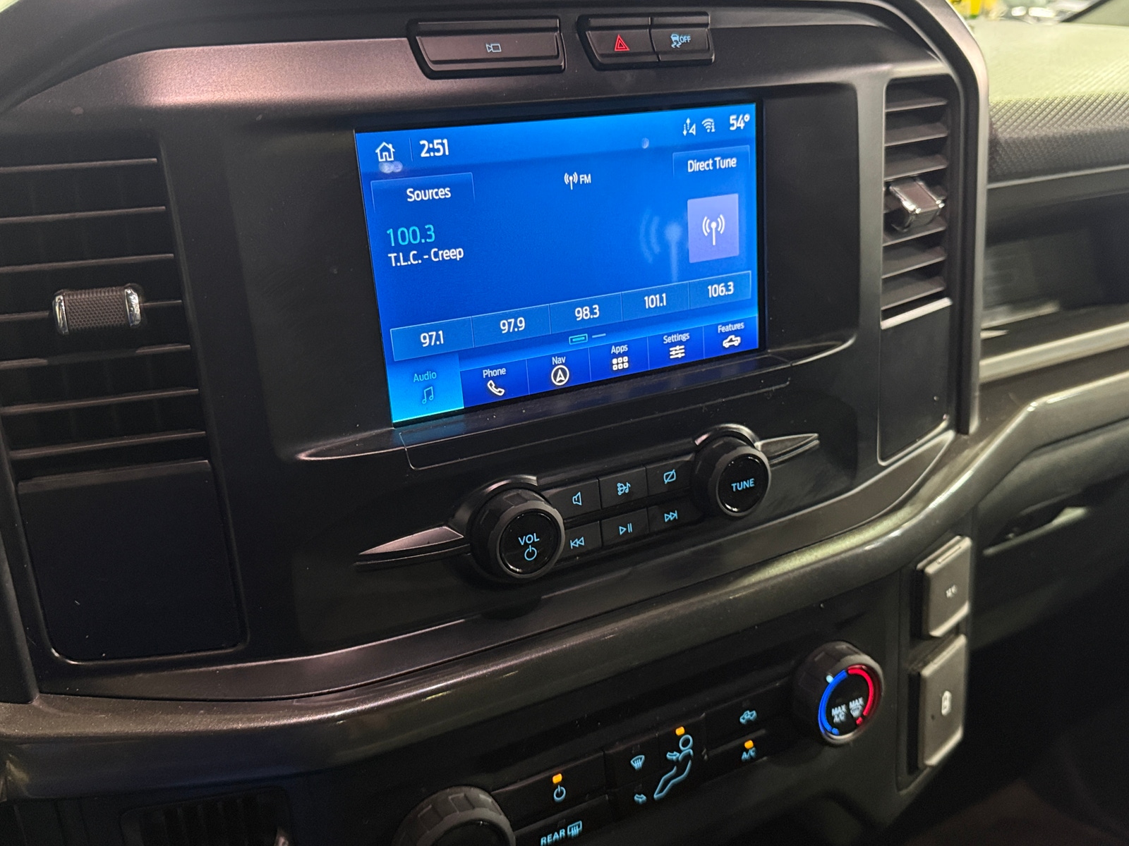 Thumbnail: 2023 Ford Econoline - 4