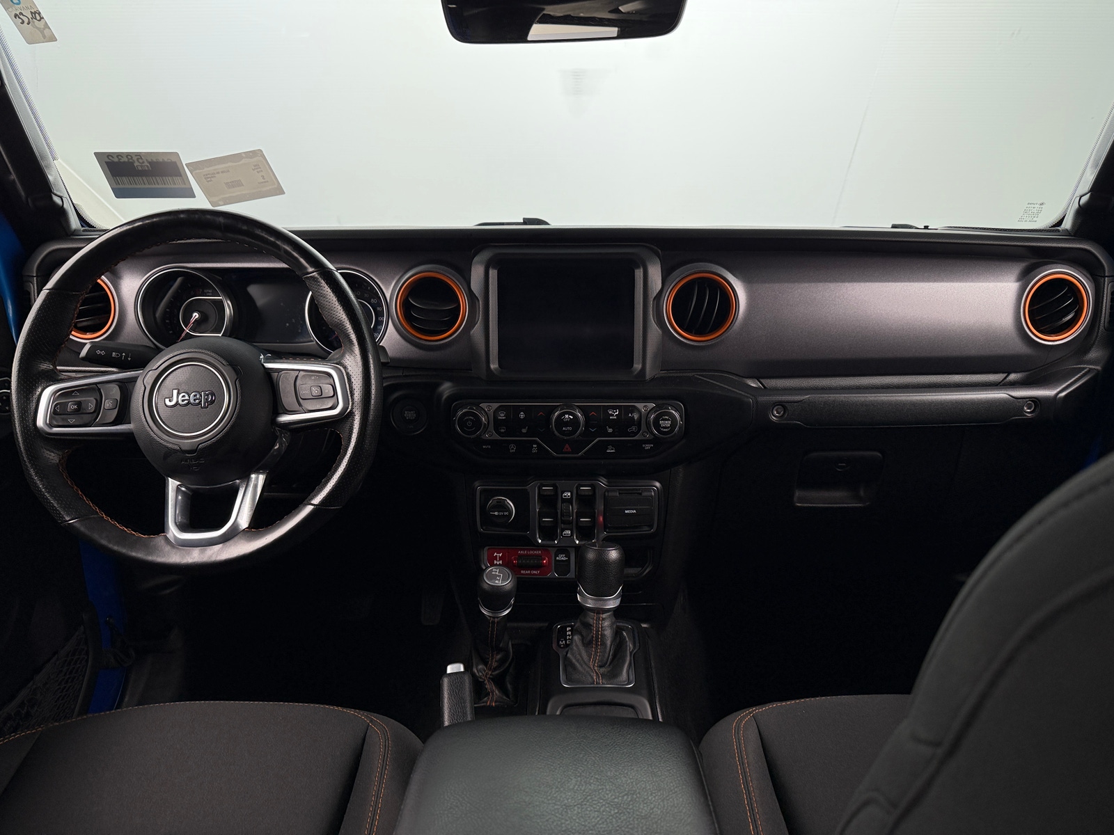 Thumbnail: 2022 Jeep Gladiator - 3