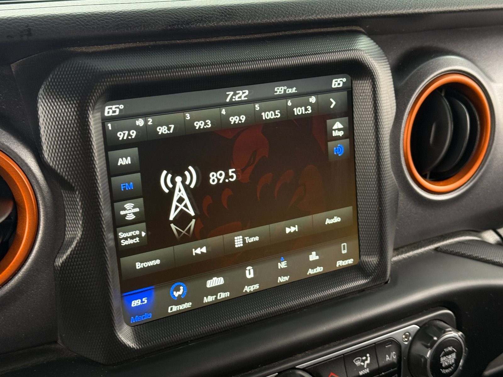 Thumbnail: 2022 Jeep Gladiator - 4