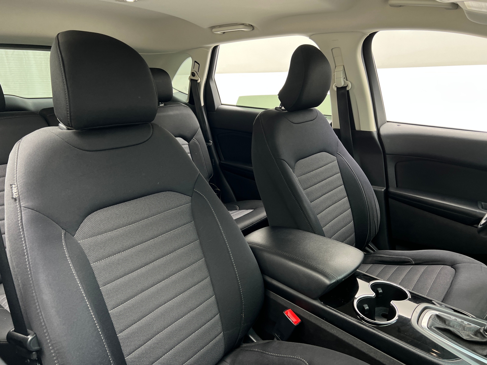 Thumbnail: 2017 Ford Edge - 2