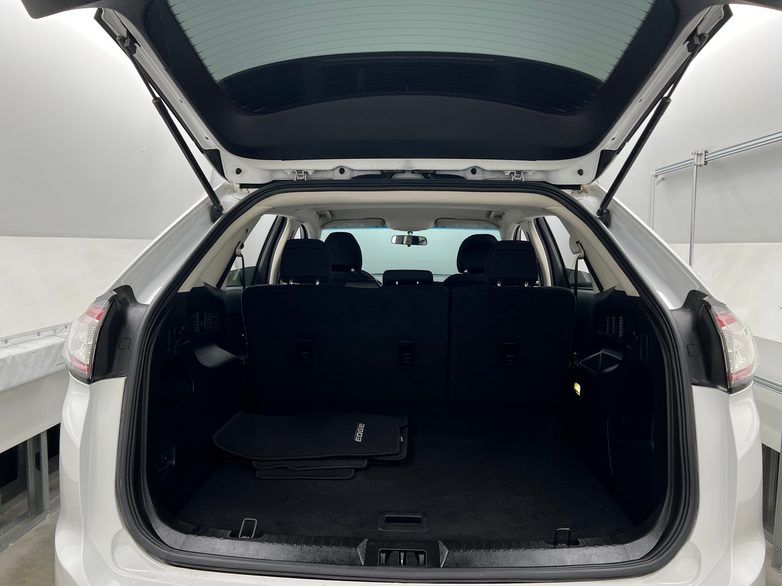 Thumbnail: 2017 Ford Edge - 7