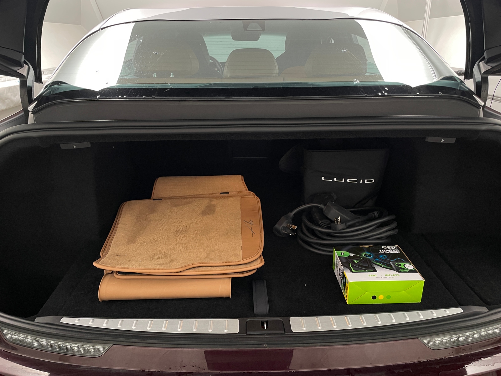 Thumbnail: 2023 Lucid Air - 6