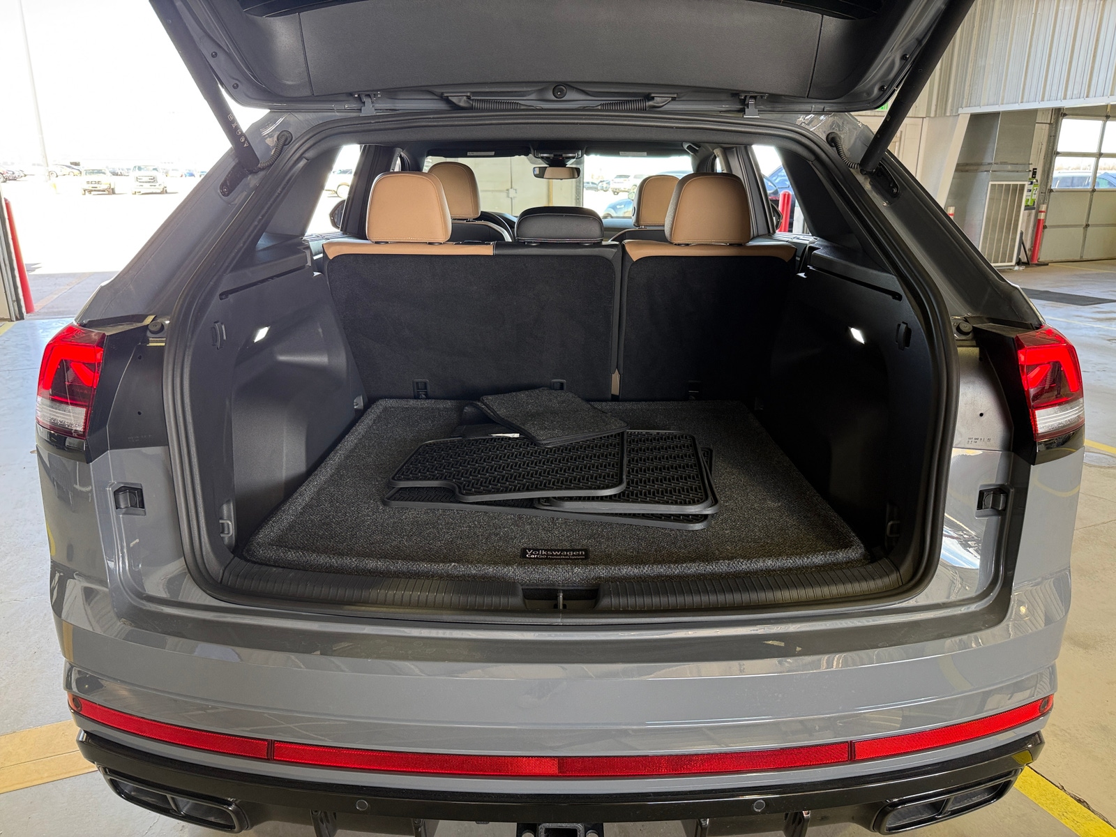 Thumbnail: 2025 Volkswagen Atlas - 6