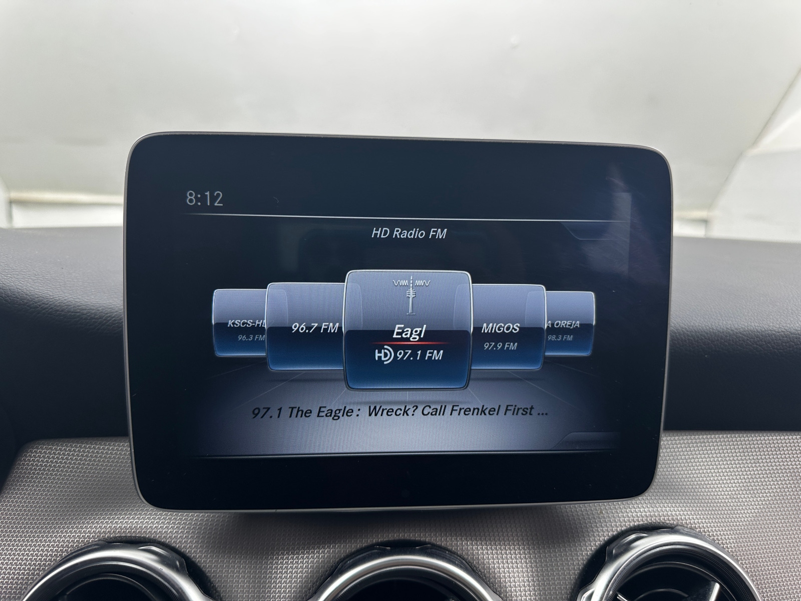 Thumbnail: 2020 Mercedes-Benz GLA - 3