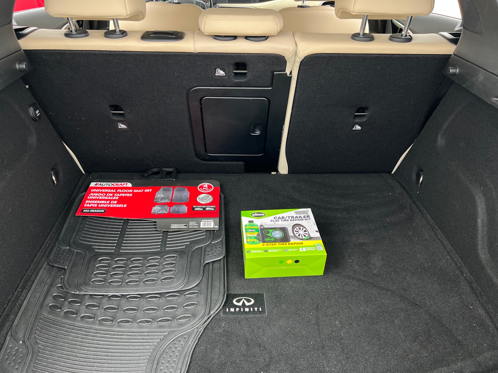 Thumbnail: 2018 INFINITI QX30 - 6