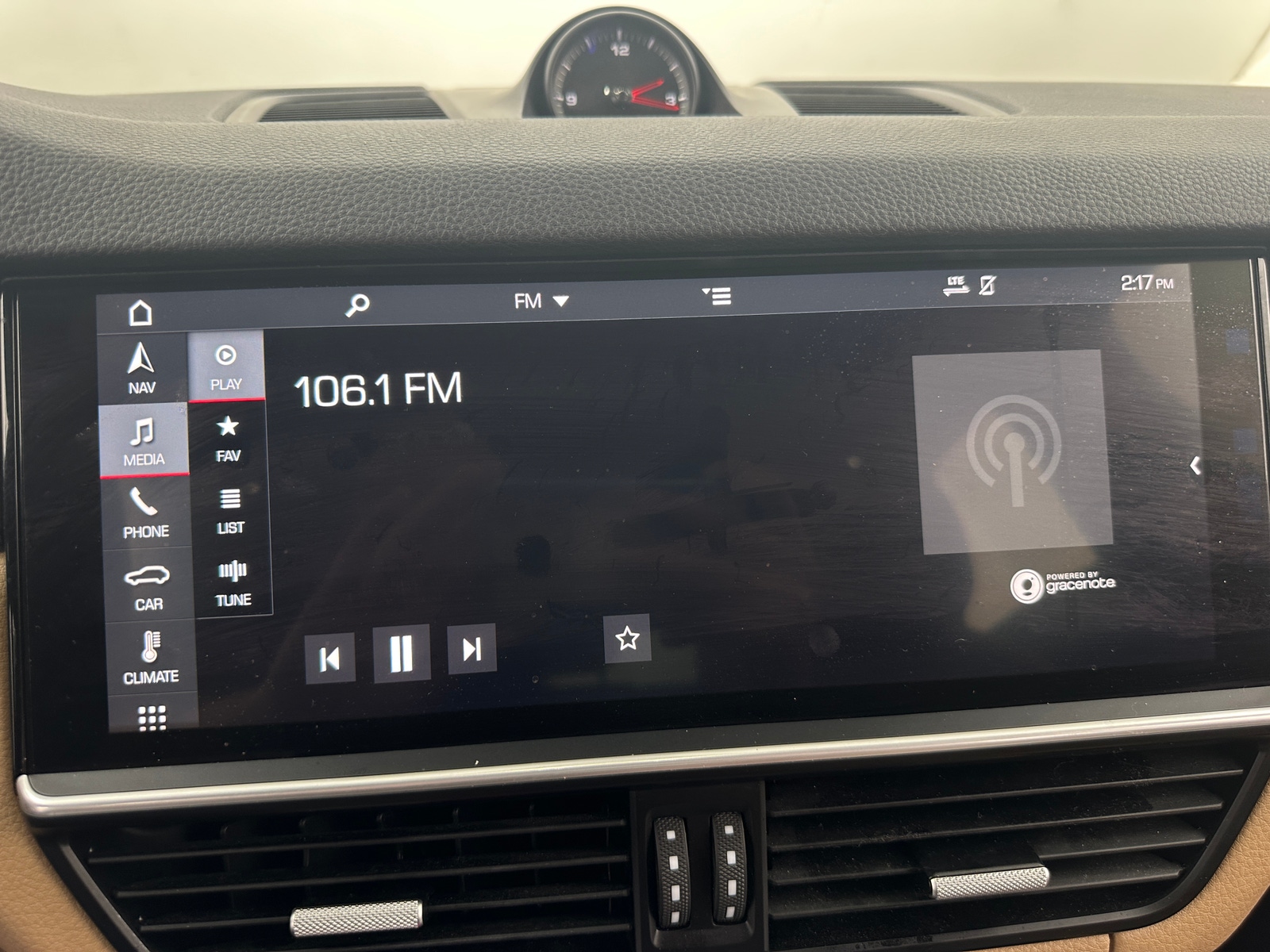 Thumbnail: 2019 Porsche Cayenne - 3