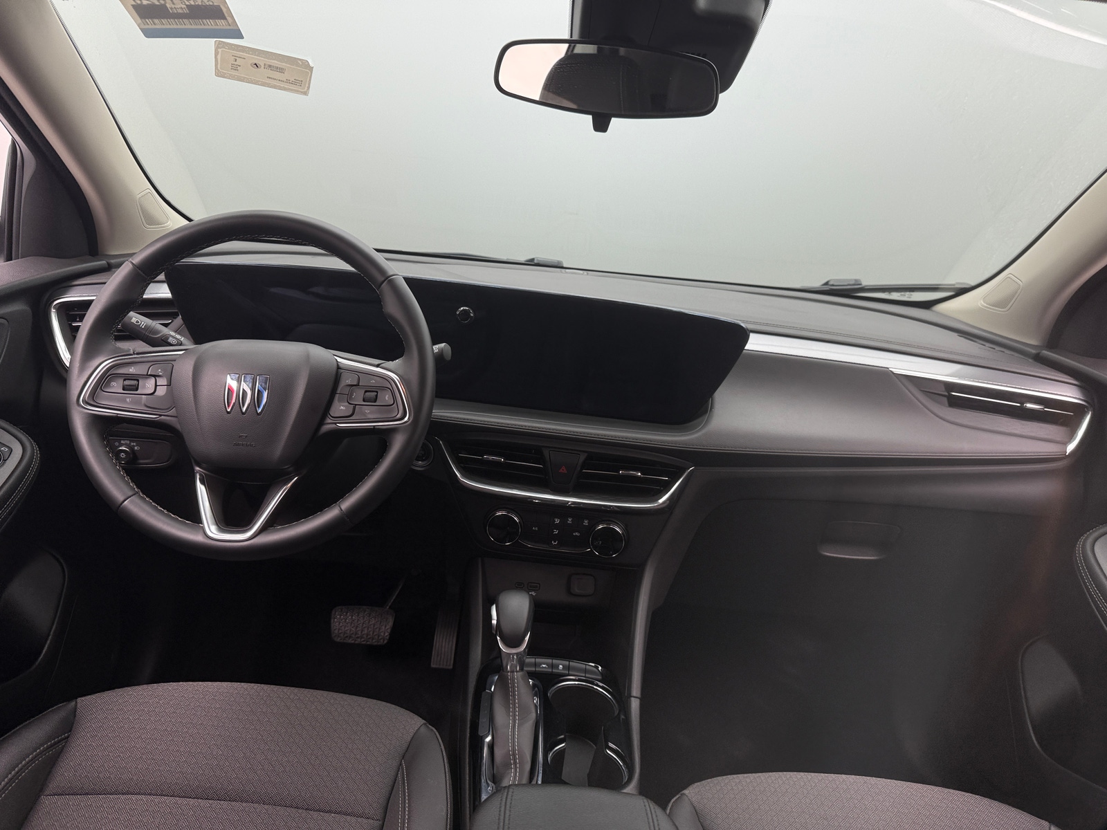 Thumbnail: 2025 Buick Encore GX - 2