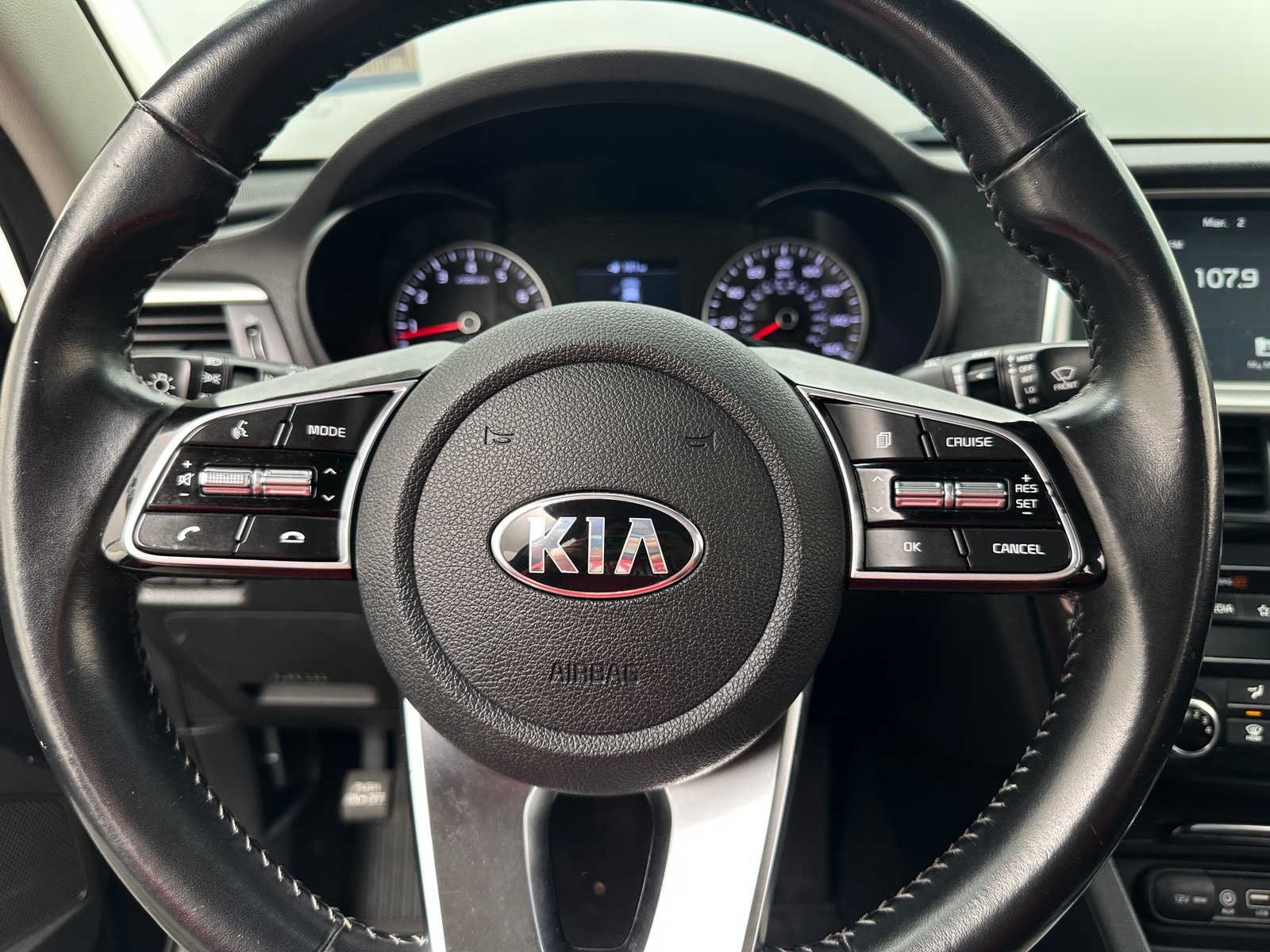 Thumbnail: 2020 Kia Optima - 4