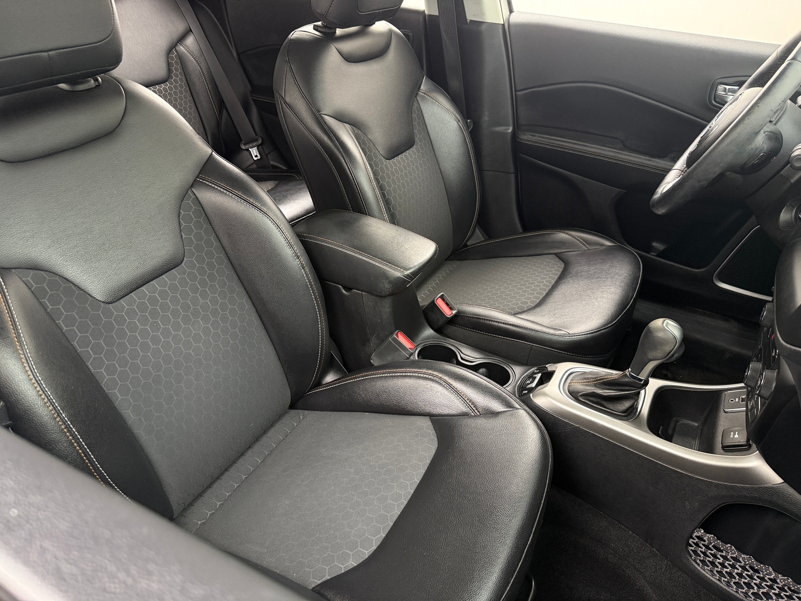 Thumbnail: 2018 Jeep Compass - 2