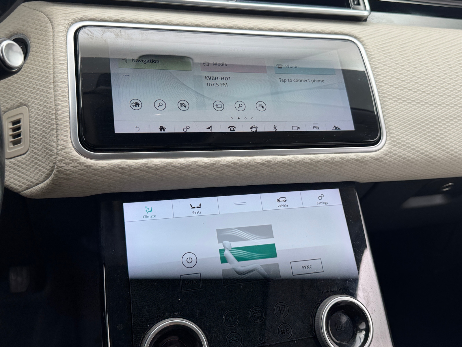 Thumbnail: 2019 Land Rover Range Rover Velar - 3