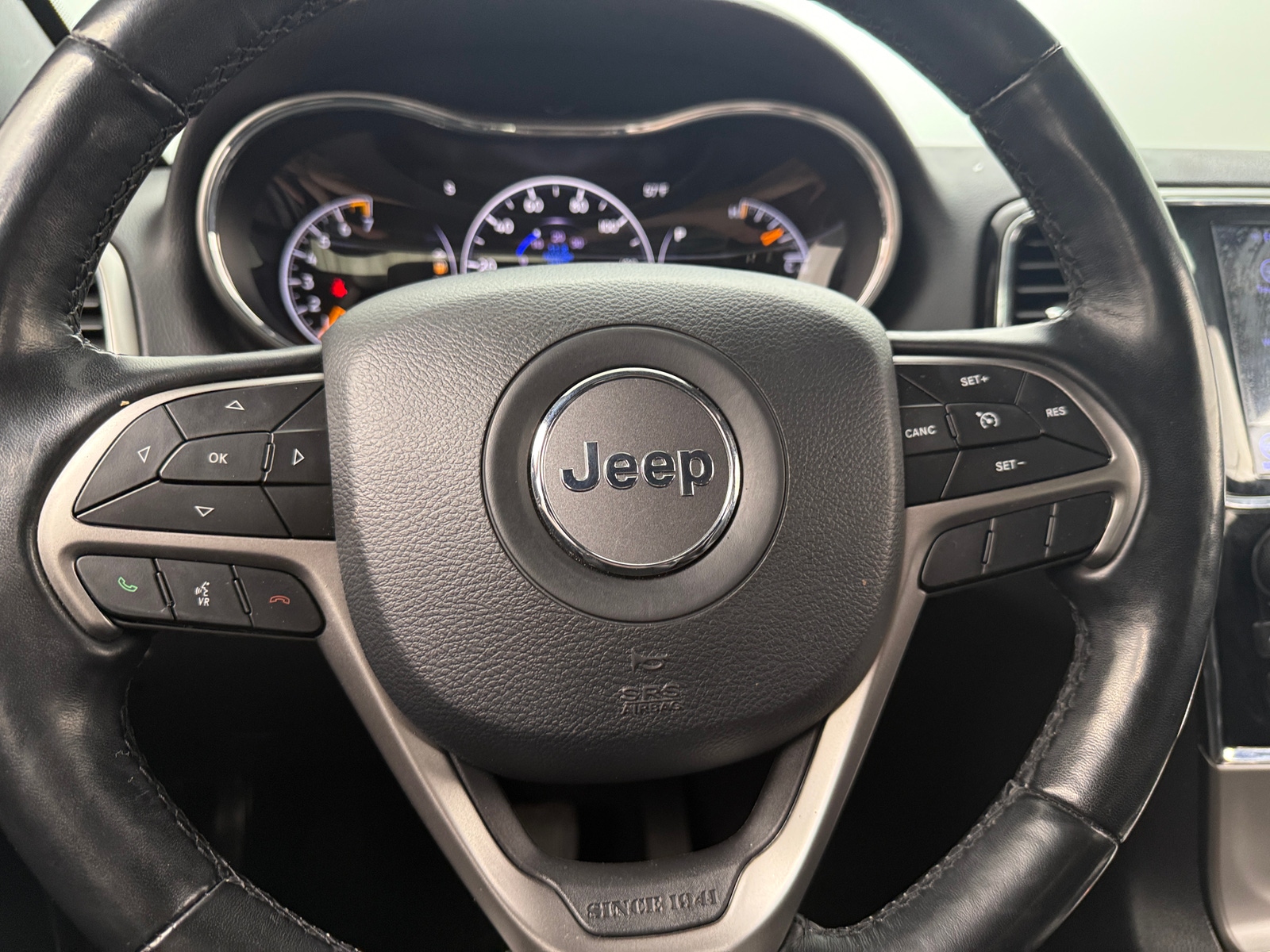 Thumbnail: 2020 Jeep Grand Cherokee - 5