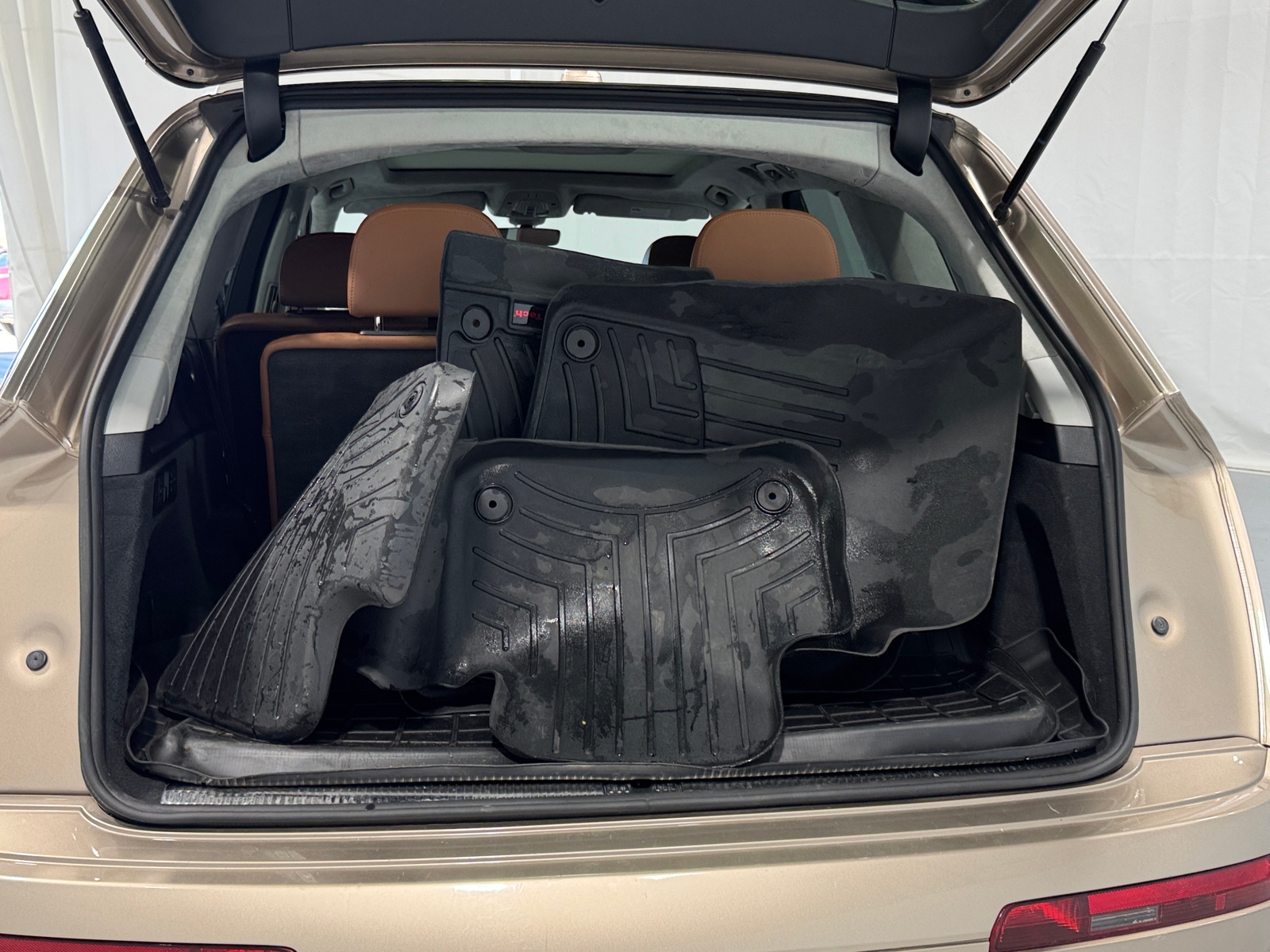 Thumbnail: 2018 Audi Q7 - 6