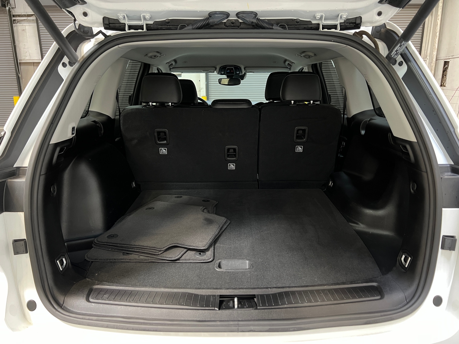 Thumbnail: 2024 Jeep Grand Cherokee - 6