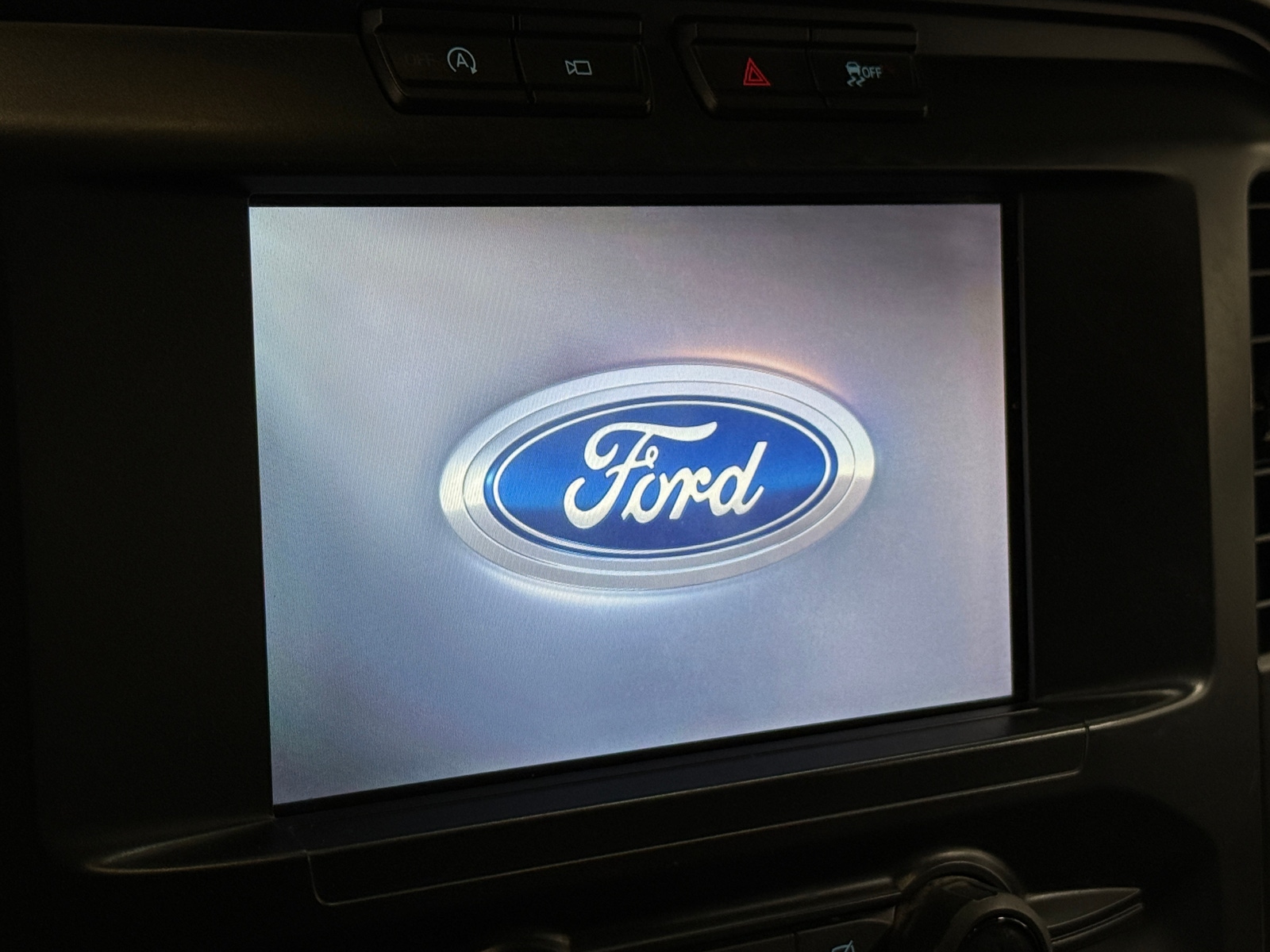 Thumbnail: 2021 Ford Econoline - 3