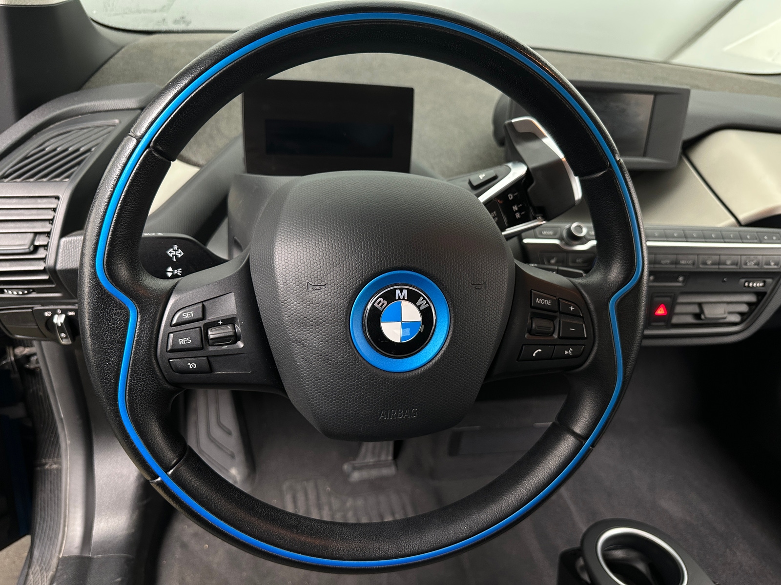 Thumbnail: 2018 BMW i3 - 5