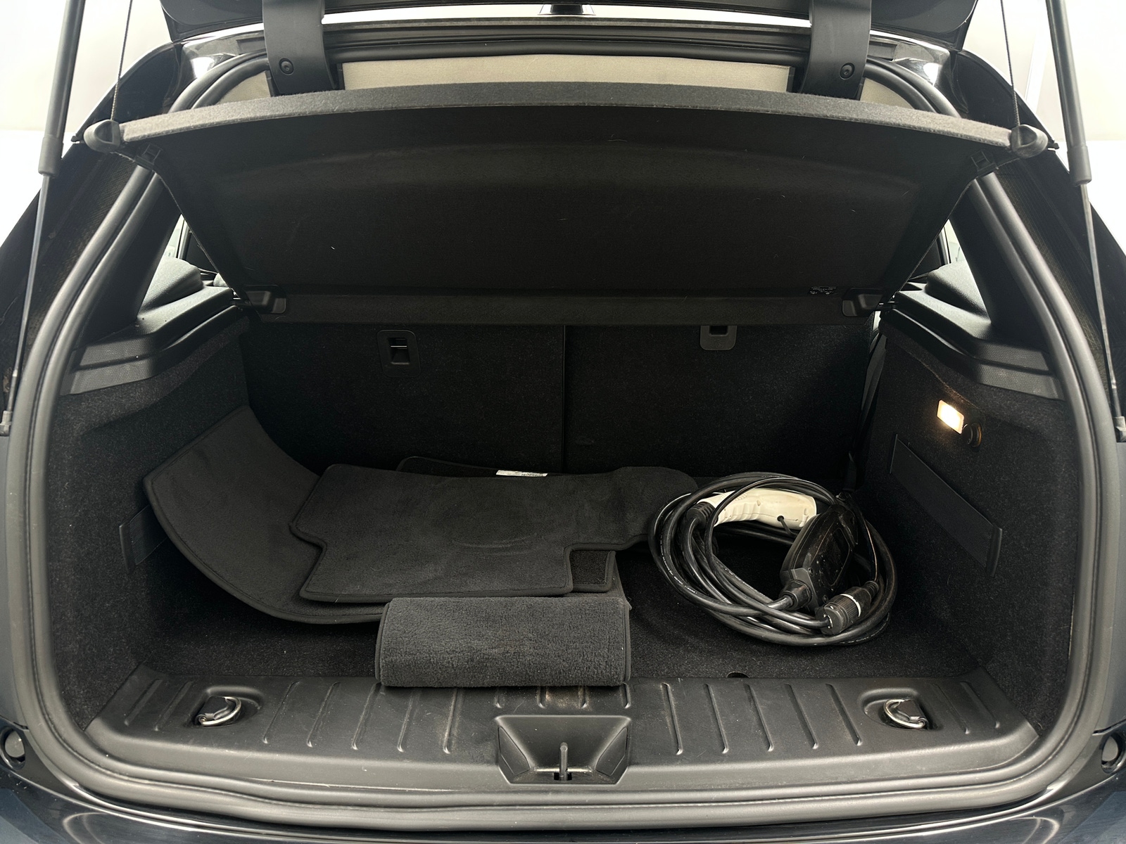 Thumbnail: 2018 BMW i3 - 7