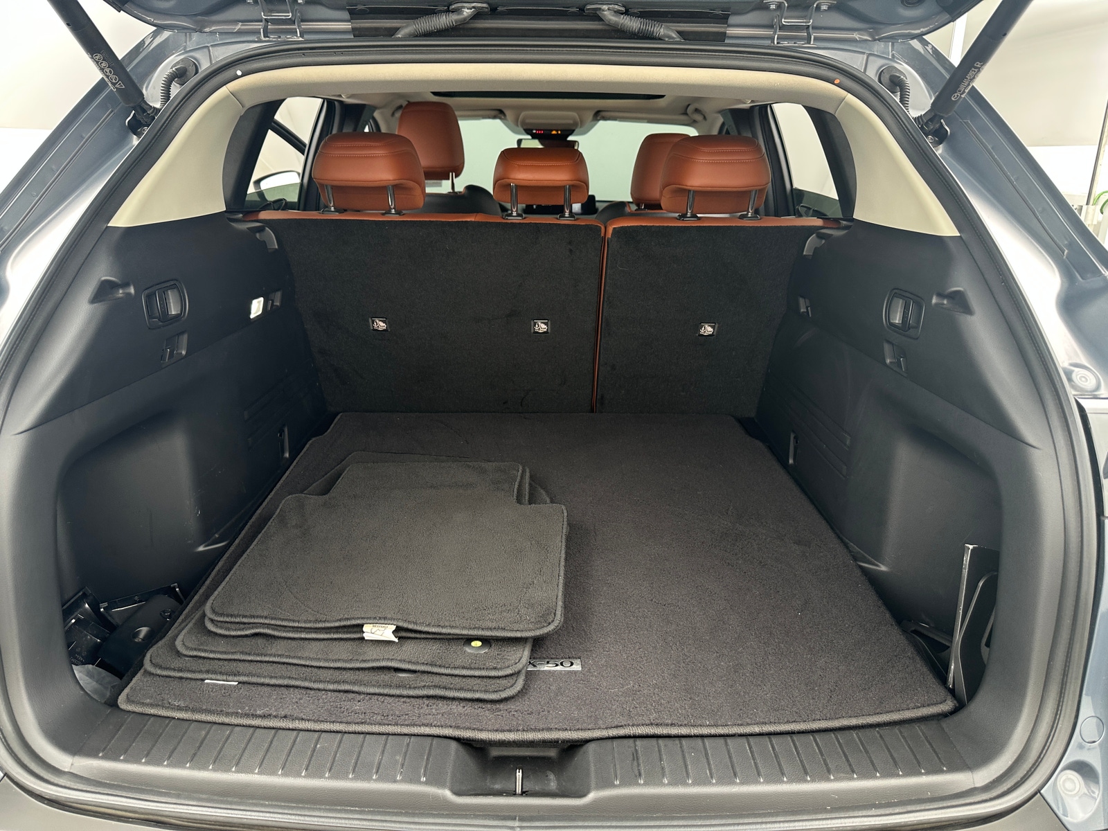 Thumbnail: 2023 Mazda CX-50 - 6