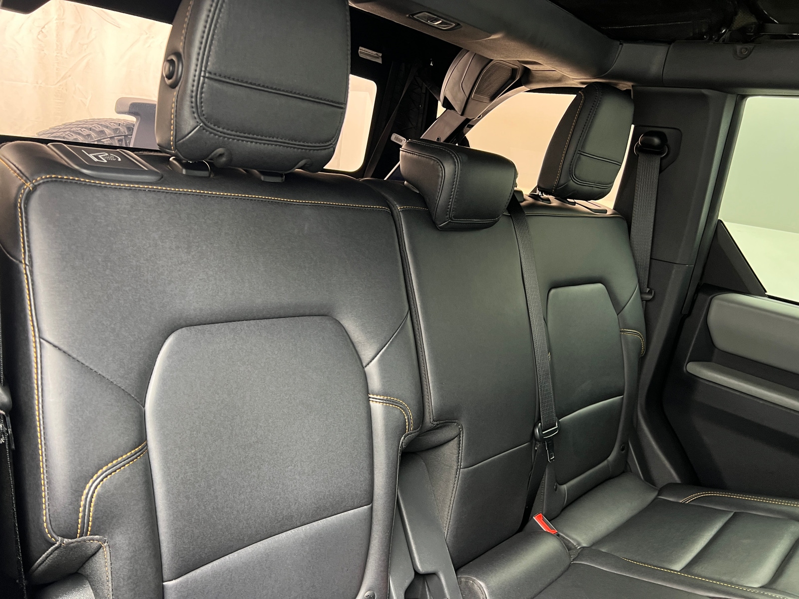 Thumbnail: 2021 Ford Bronco - 6