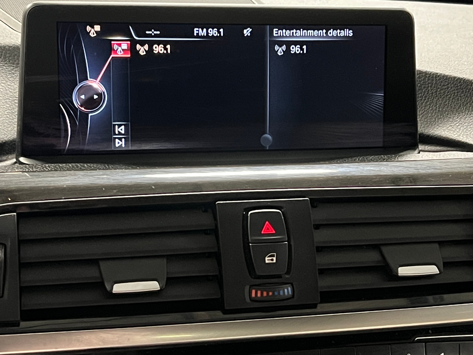 Thumbnail: 2015 BMW 4 Series - 3